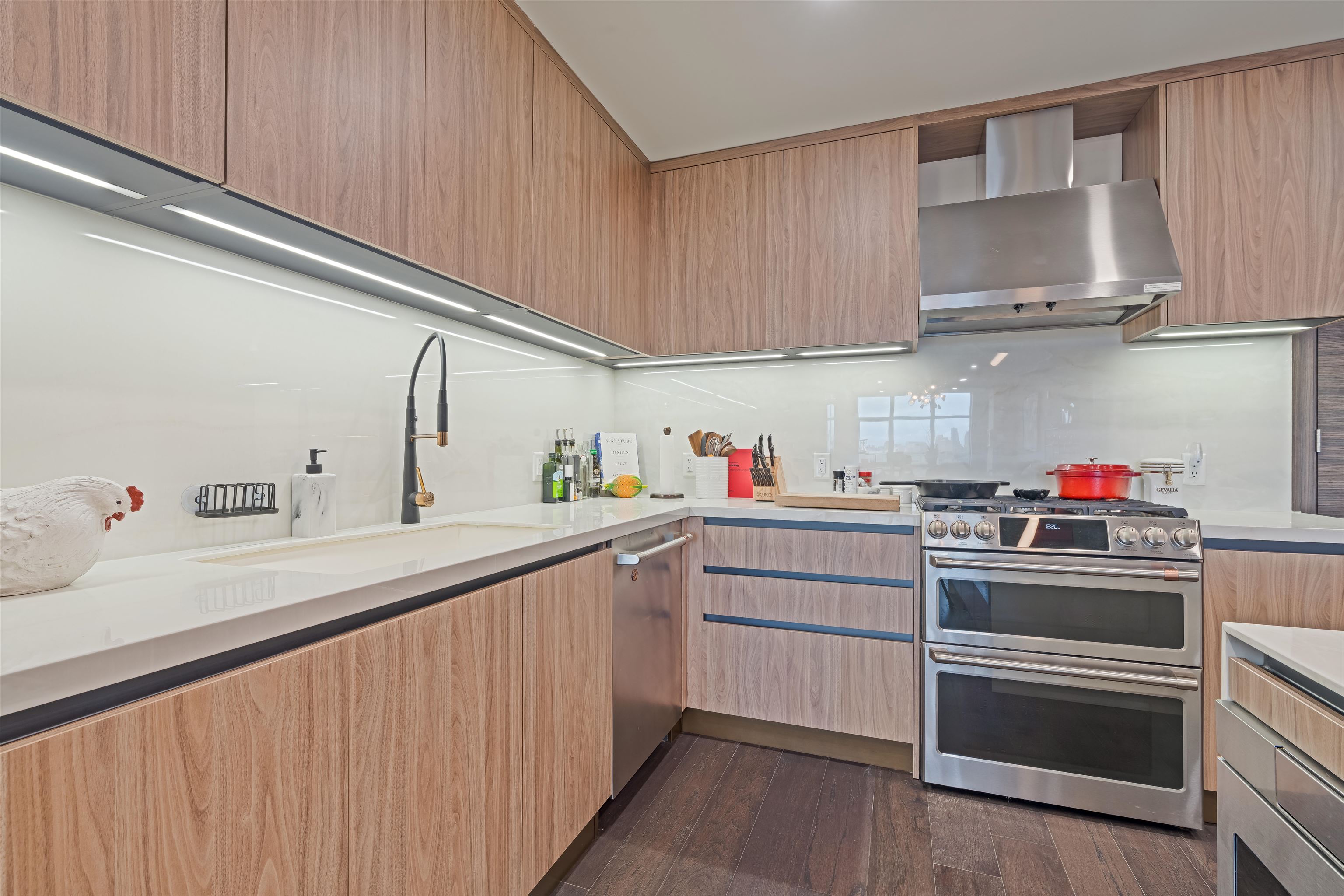 8701 CHURCHILL RD Unit: 505