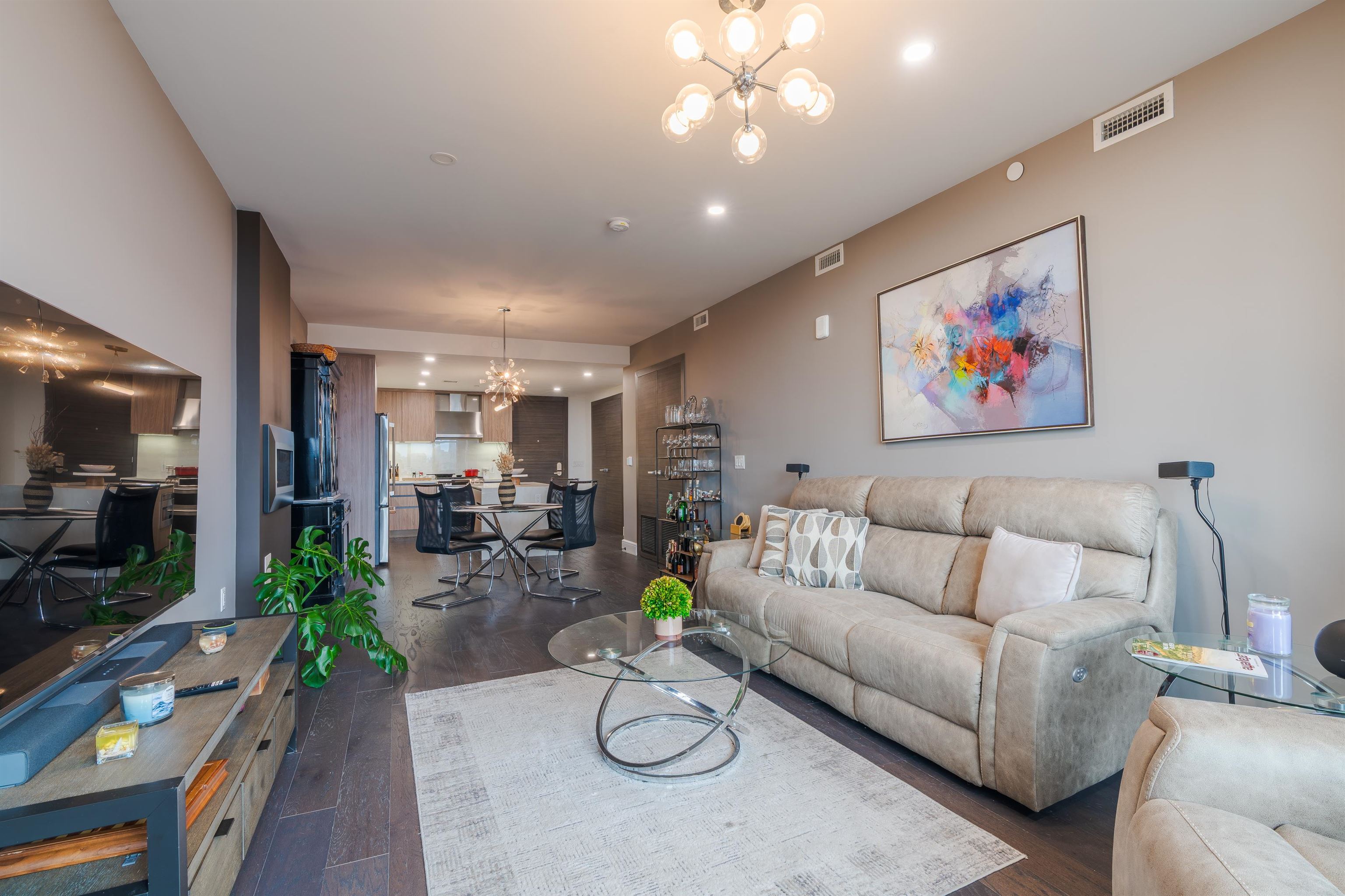 8701 CHURCHILL RD Unit: 505