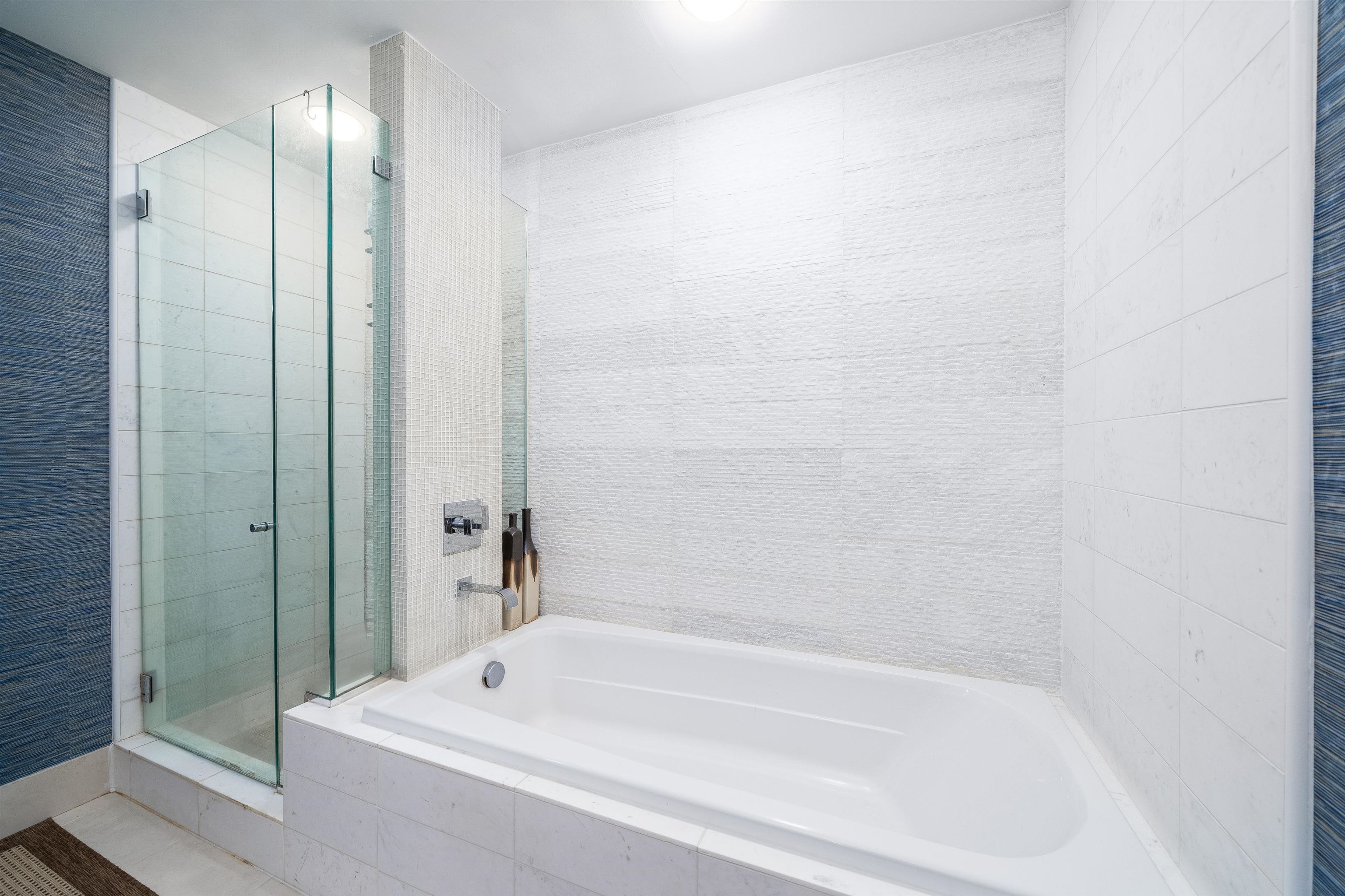 77 HUDSON ST Unit: PH 4901