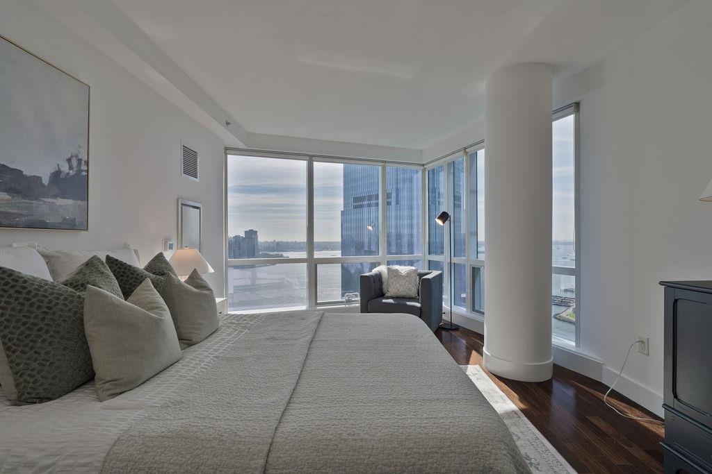 77 HUDSON ST Unit: PH 4505