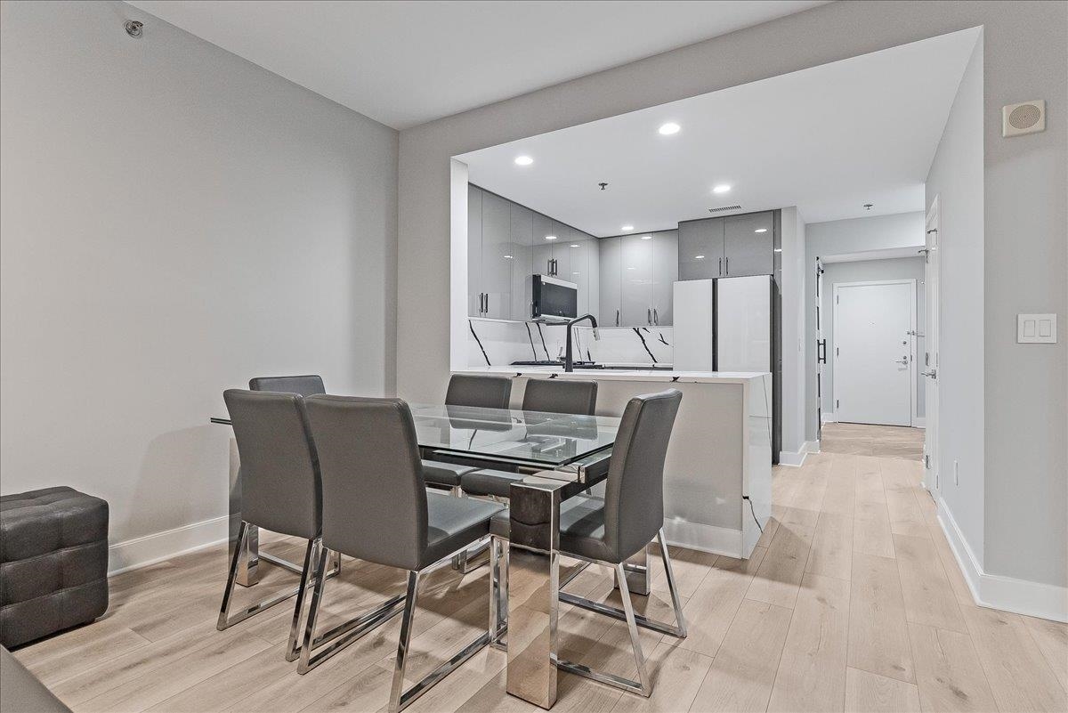 1125 MAXWELL LANE Unit: 440