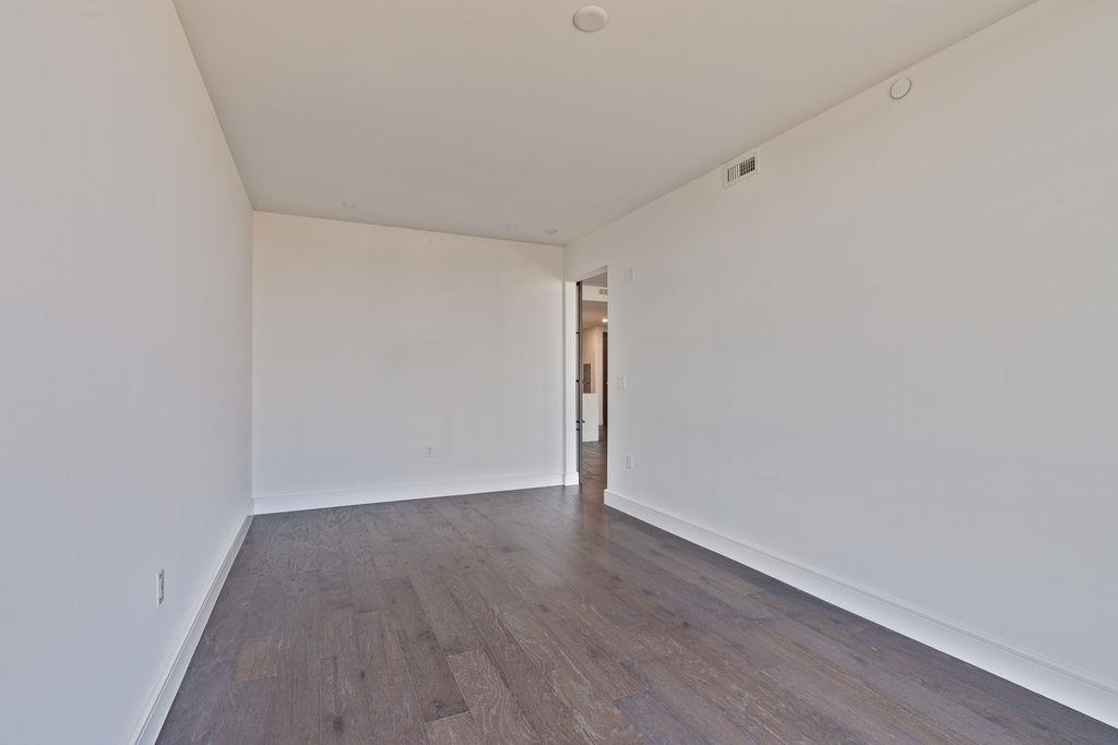 8701 CHURCHILL RD Unit: 502