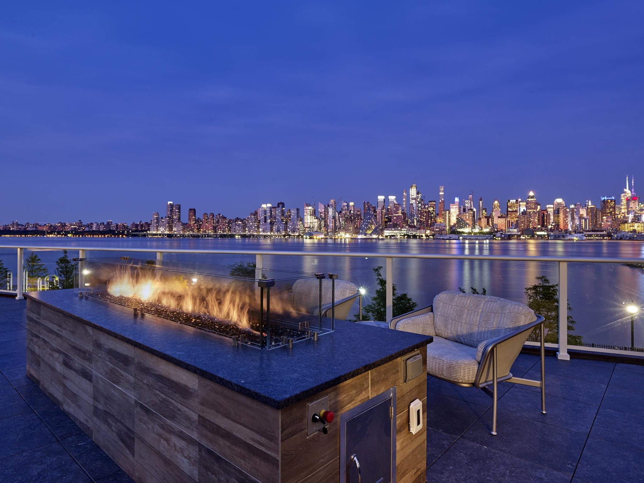 800 AVENUE AT PORT IMPERIAL Unit: 515