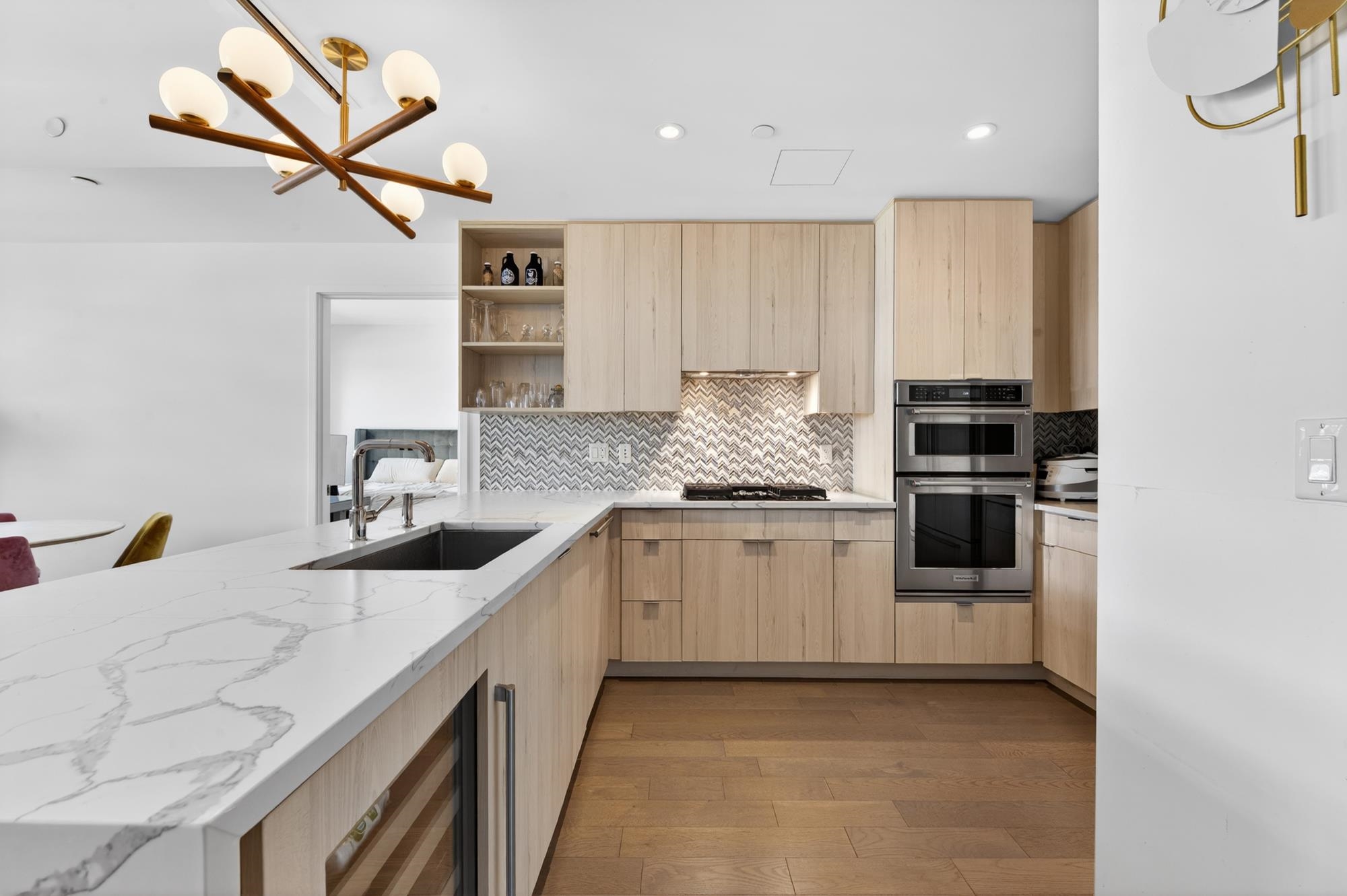 800 AVENUE AT PORT IMPERIAL Unit: 515