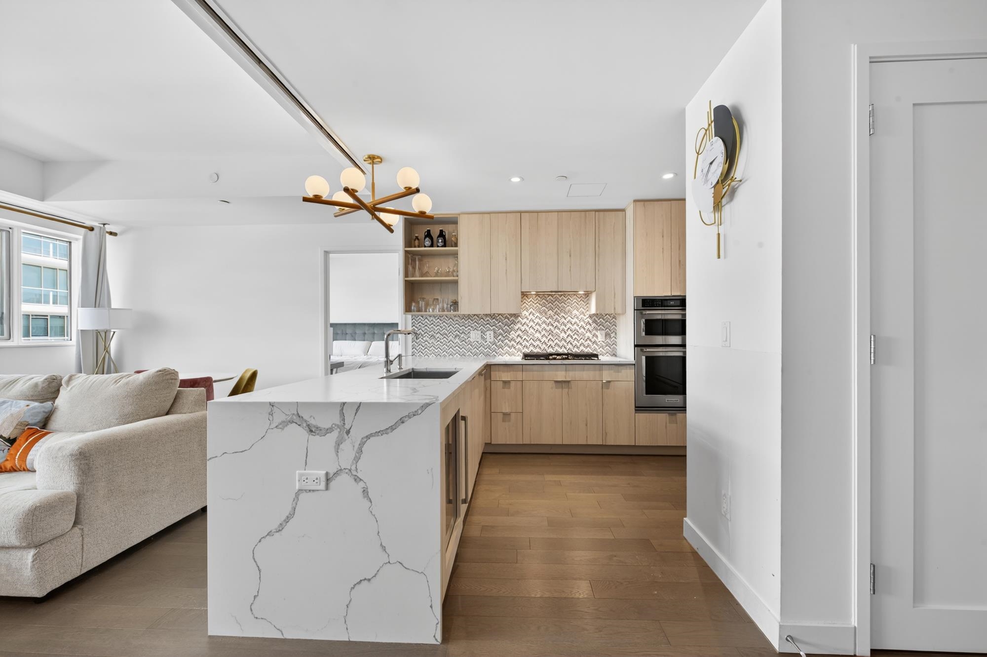 800 AVENUE AT PORT IMPERIAL Unit: 515