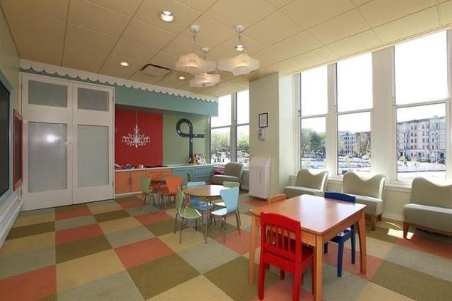 1125 MAXWELL LANE Unit: 440