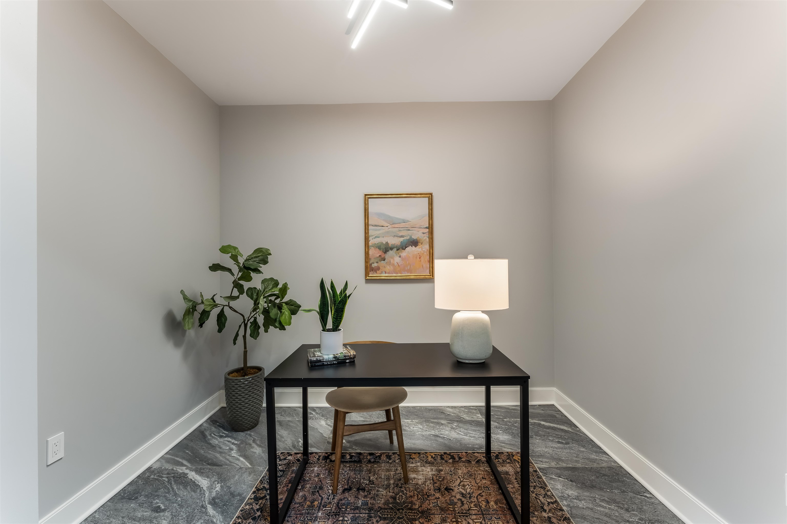 1125 MAXWELL LANE Unit: 440