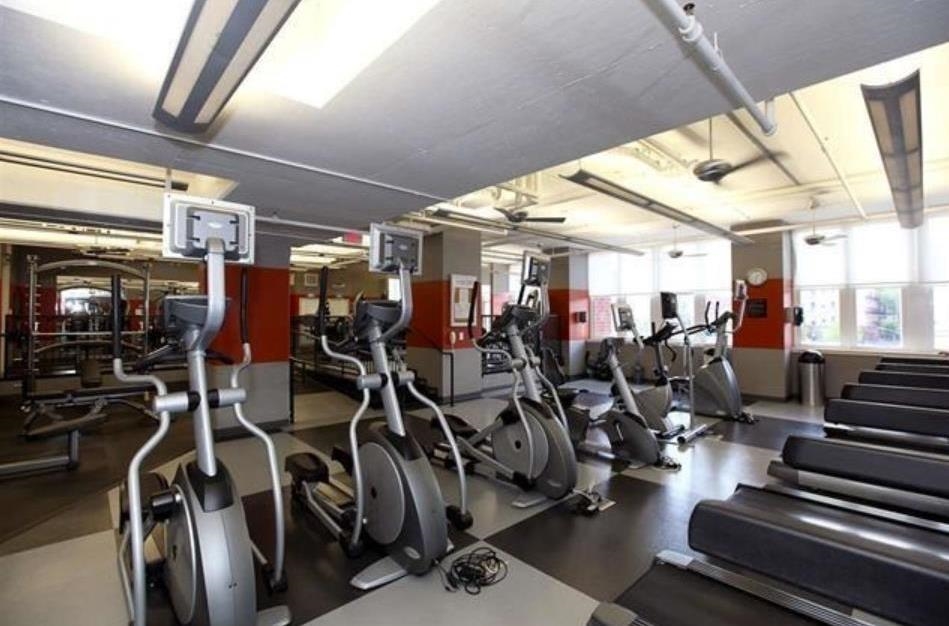 1125 MAXWELL LANE Unit: 440