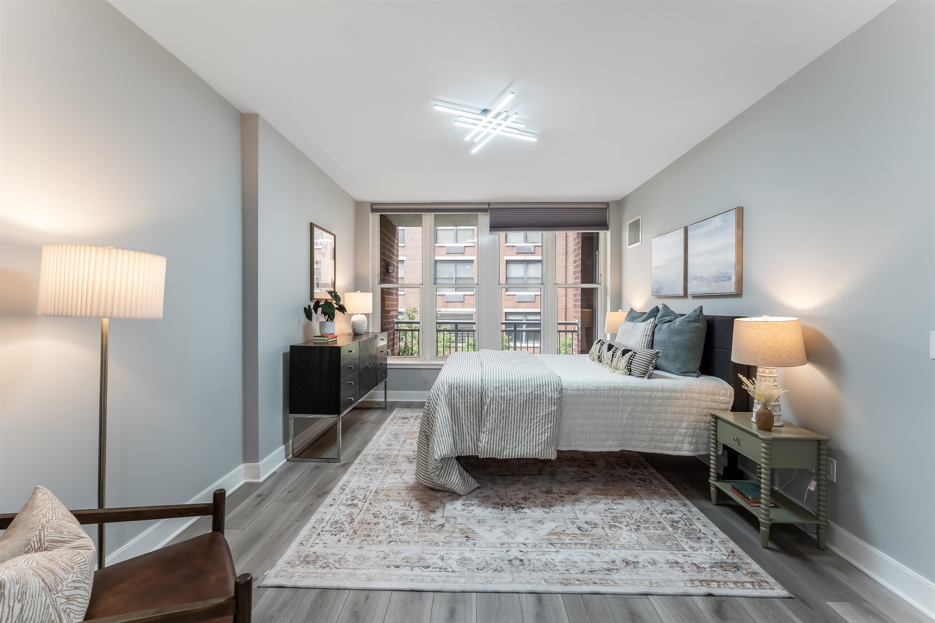 1125 MAXWELL LANE Unit: 440