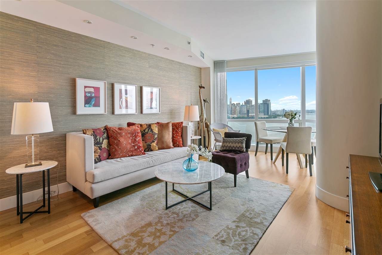 77 HUDSON ST Unit: 2309