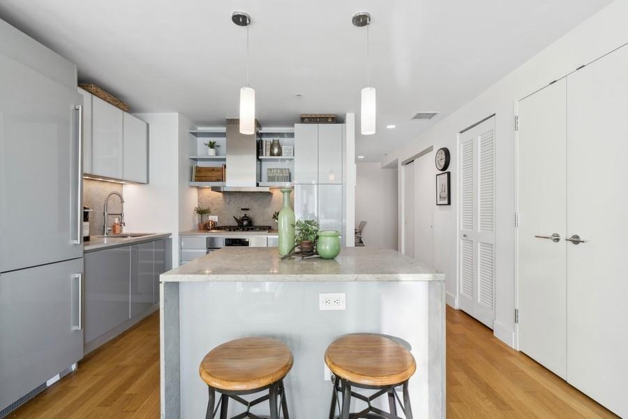 77 HUDSON ST Unit: 2612