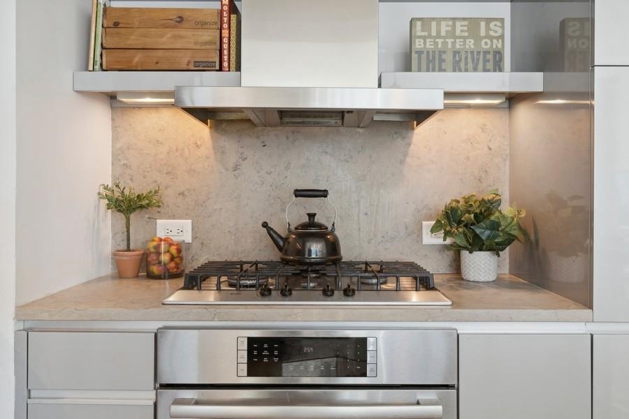 77 HUDSON ST Unit: 2612