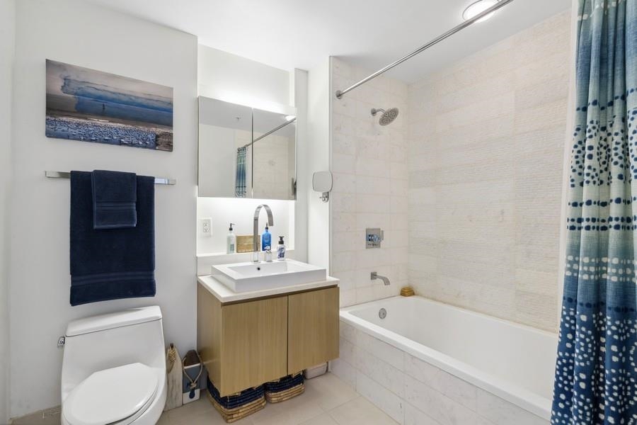77 HUDSON ST Unit: 2612