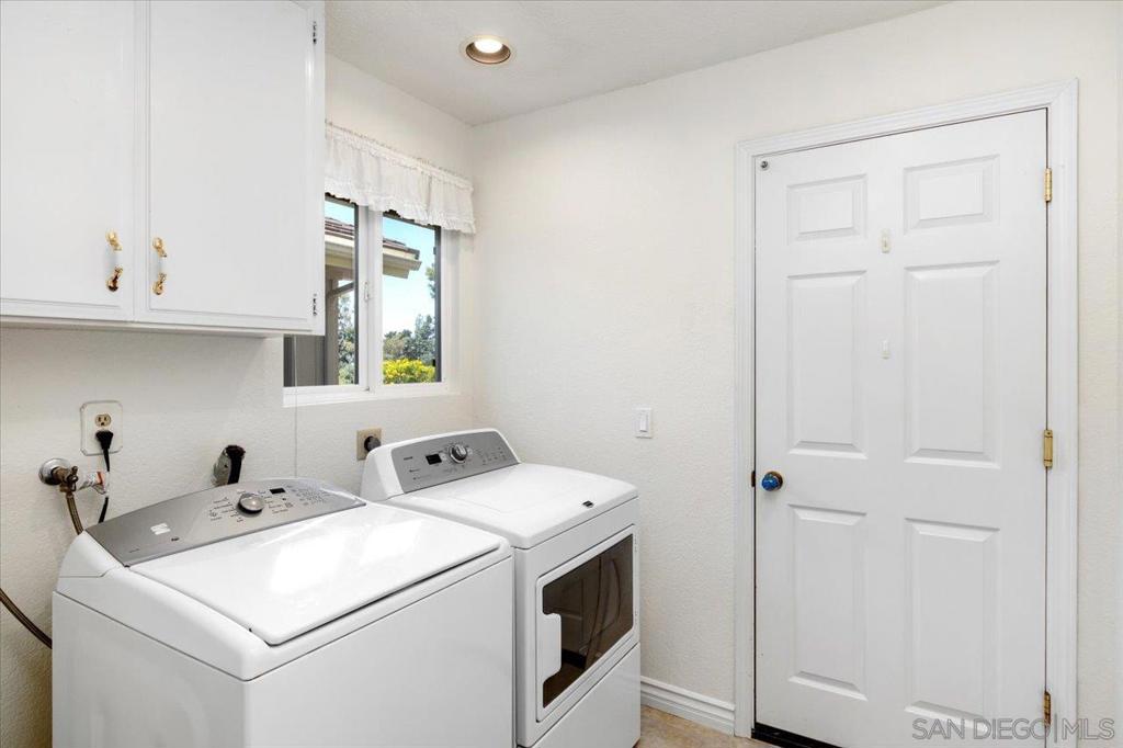 13217 Silver Saddle Ln