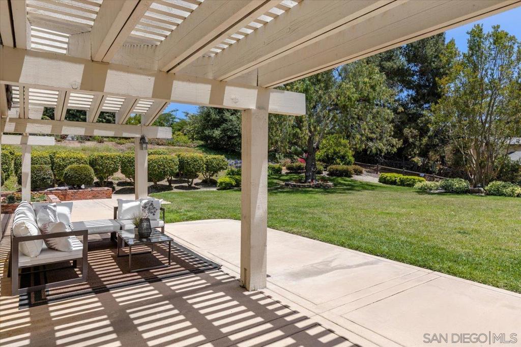 13217 Silver Saddle Ln