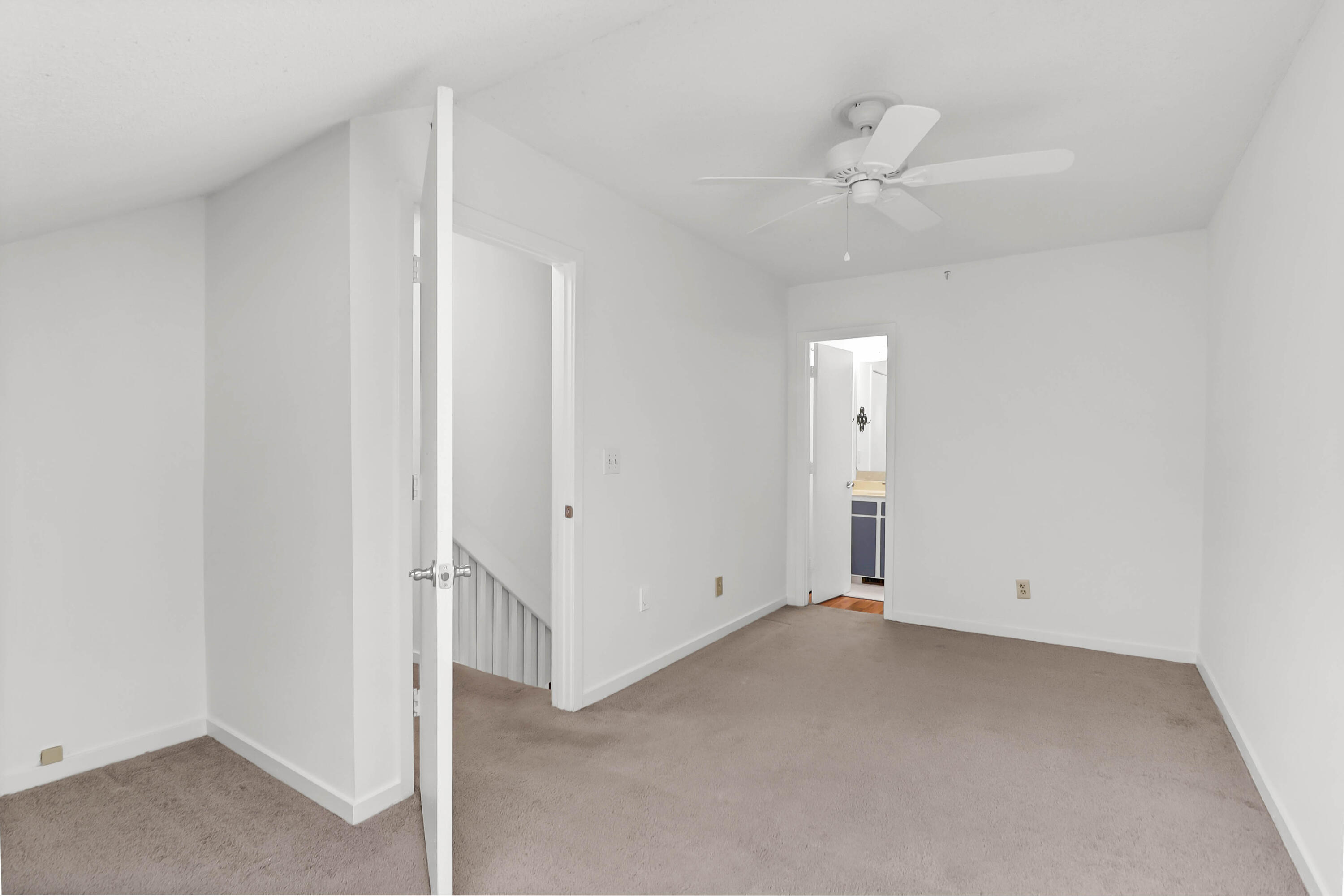 1136 Shadow Lake Circle
