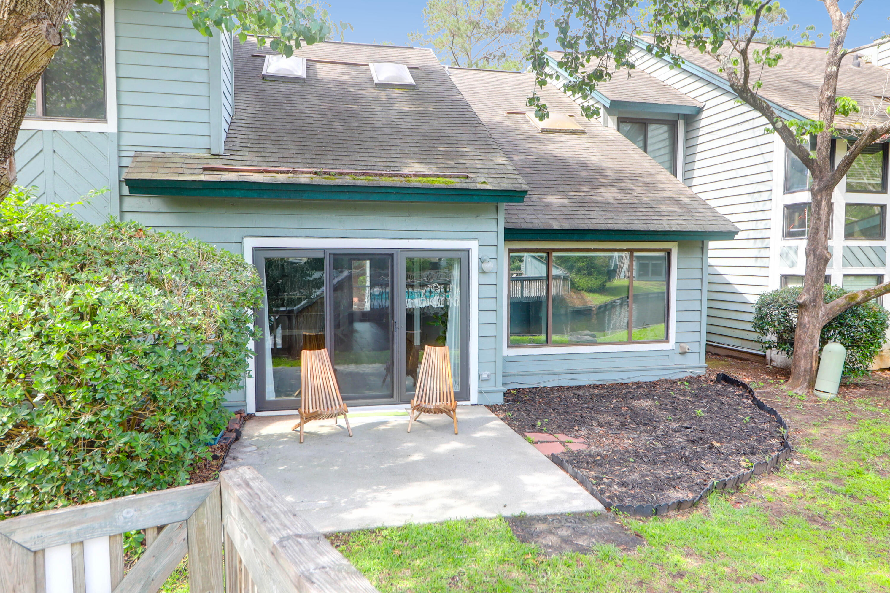 1136 Shadow Lake Circle