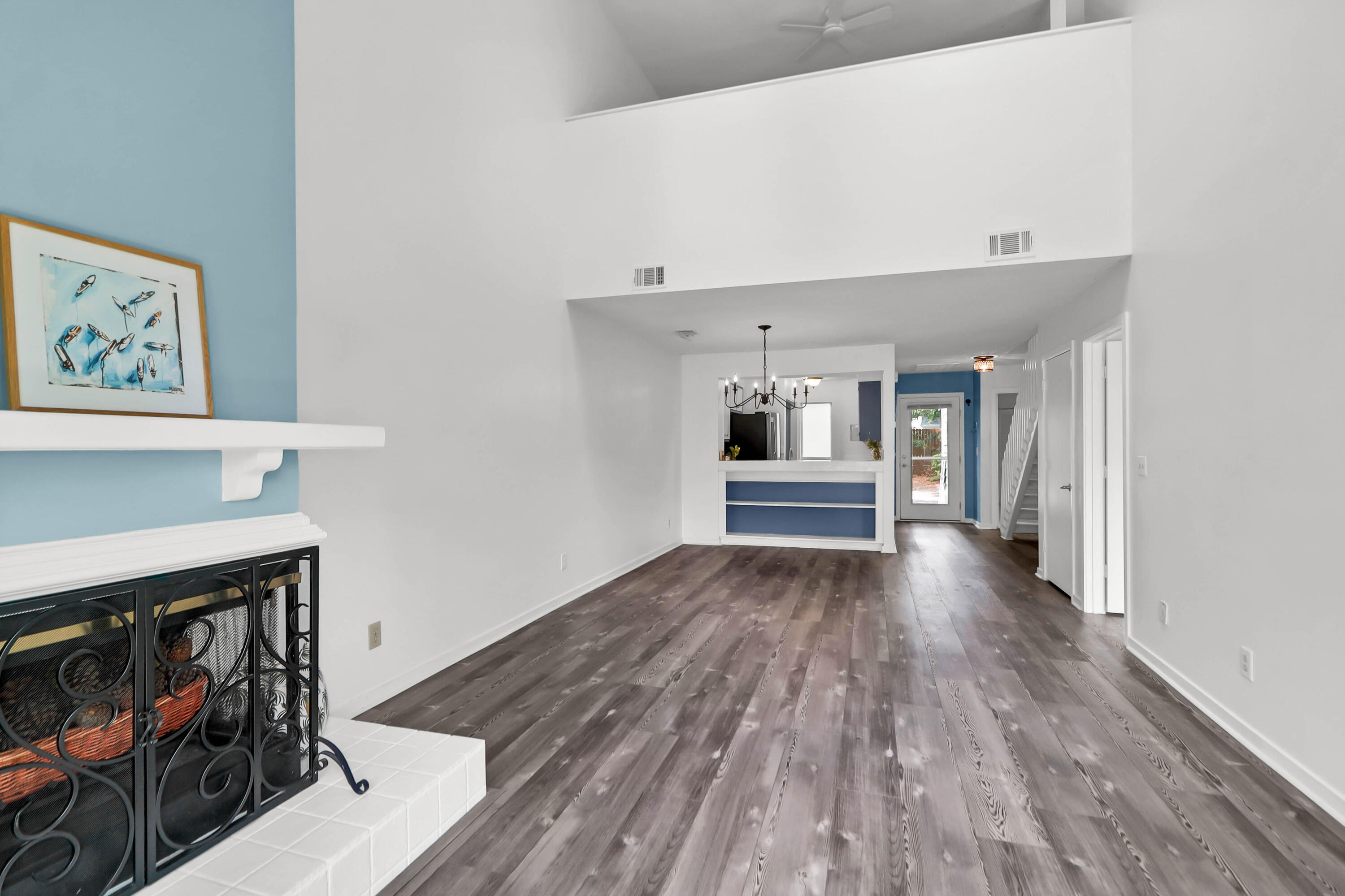 1136 Shadow Lake Circle
