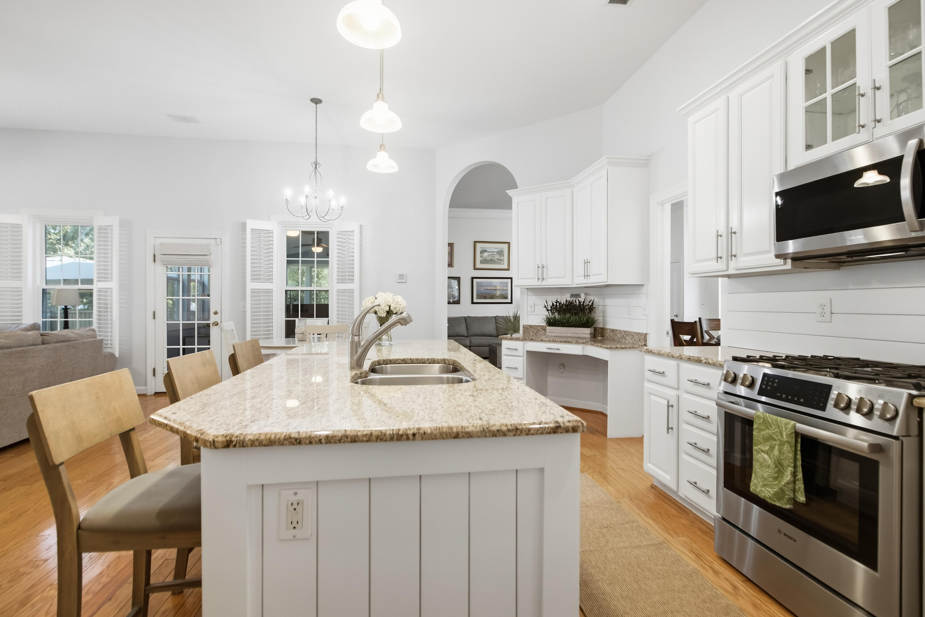 1203 Royal Links Drive