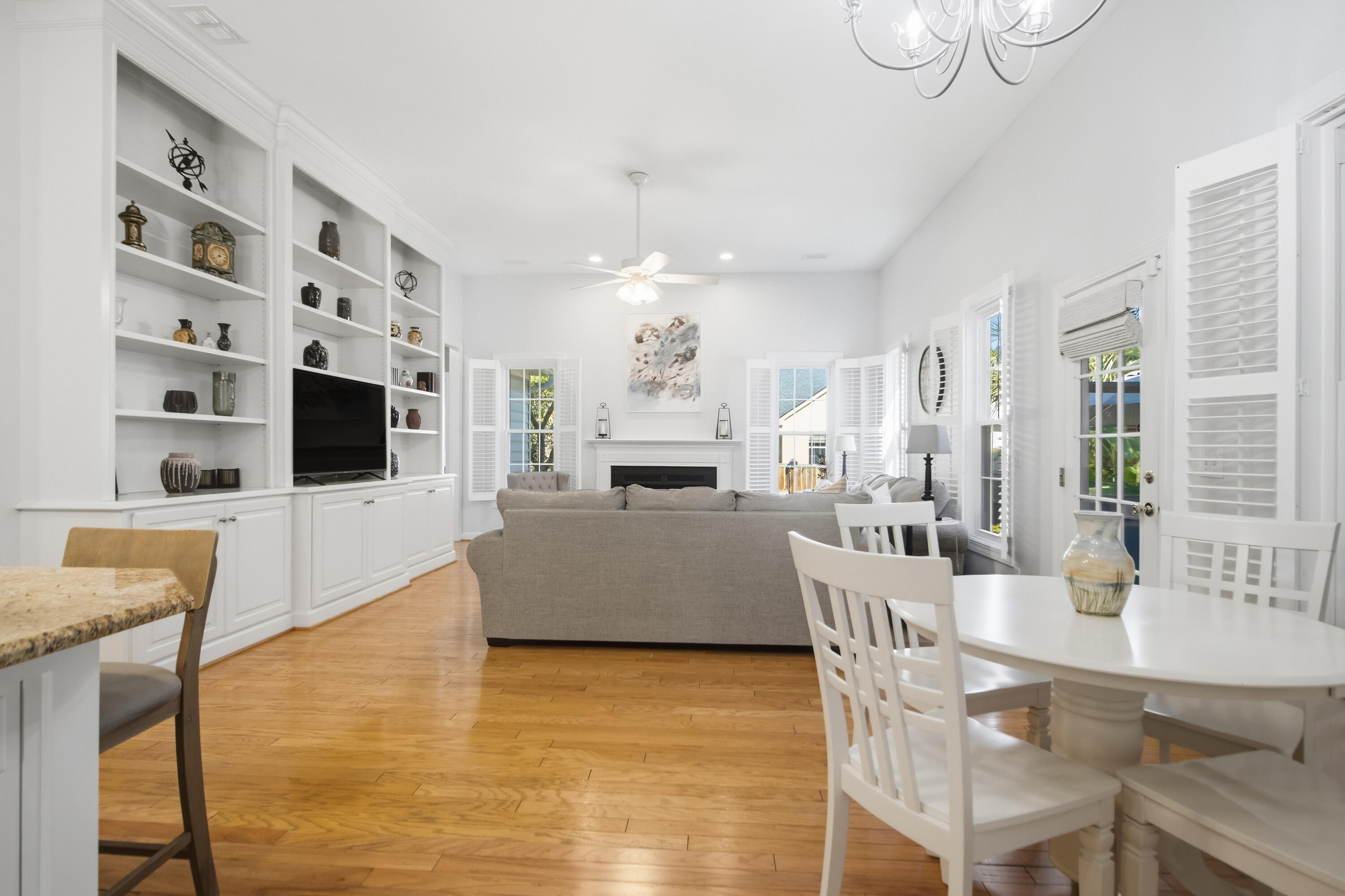 1203 Royal Links Drive