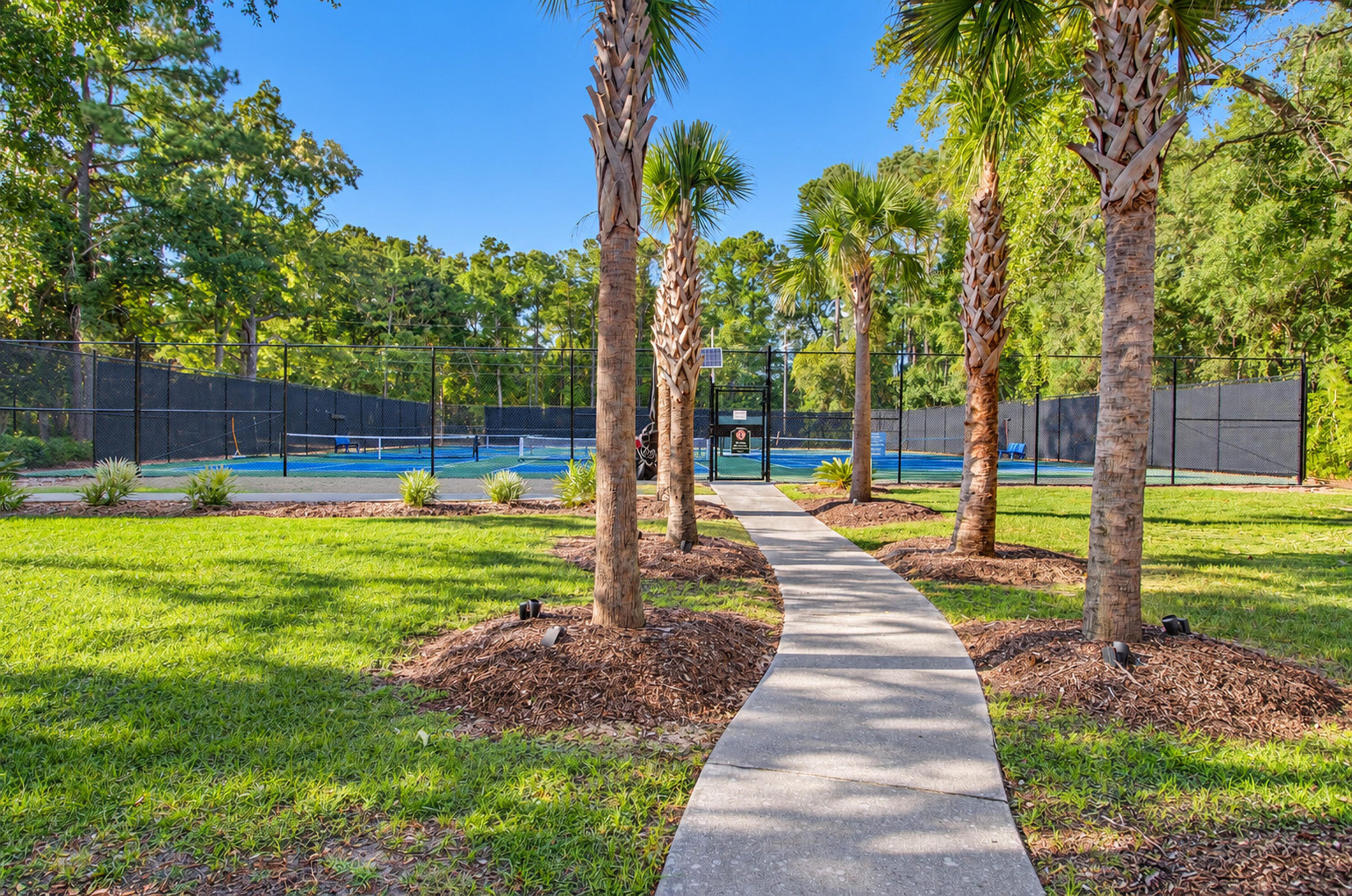 1203 Royal Links Drive
