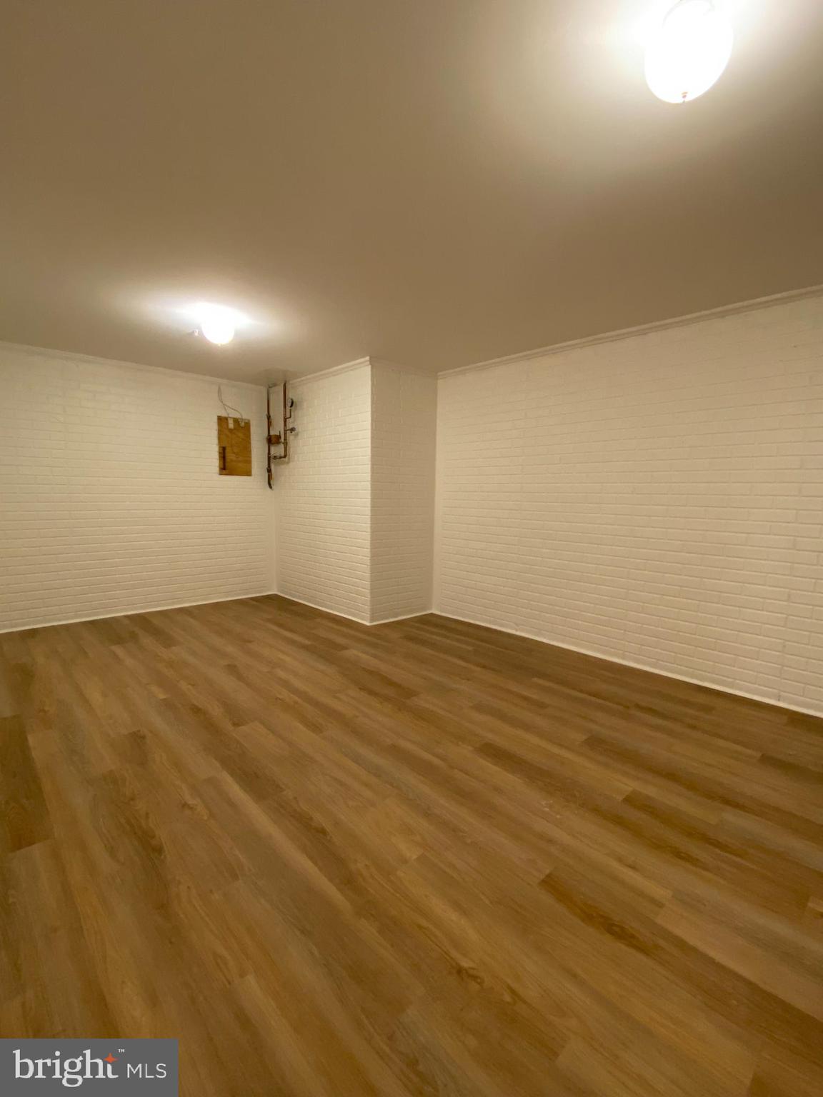 20419 Kings Crest Blvd