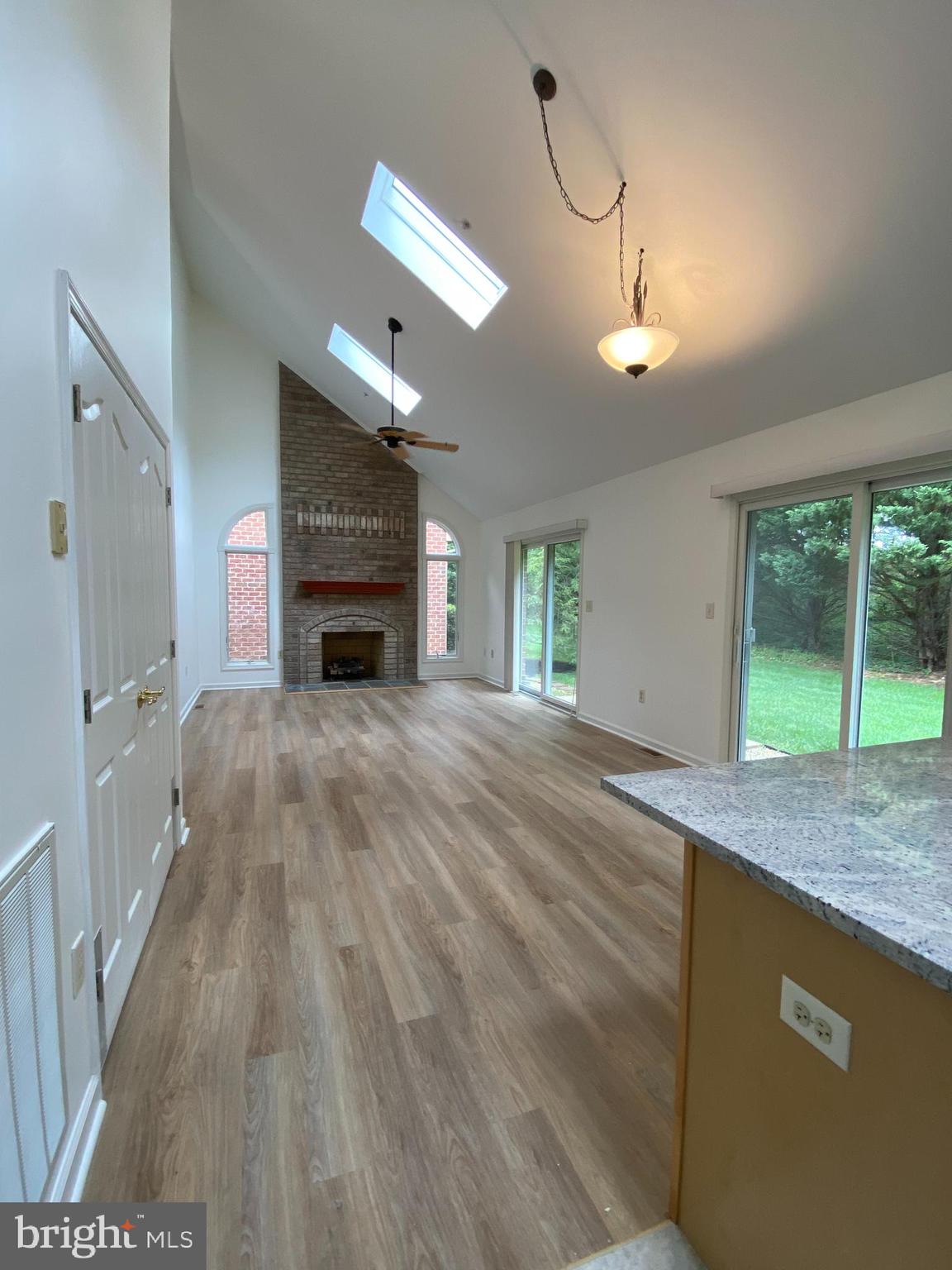 20419 Kings Crest Blvd