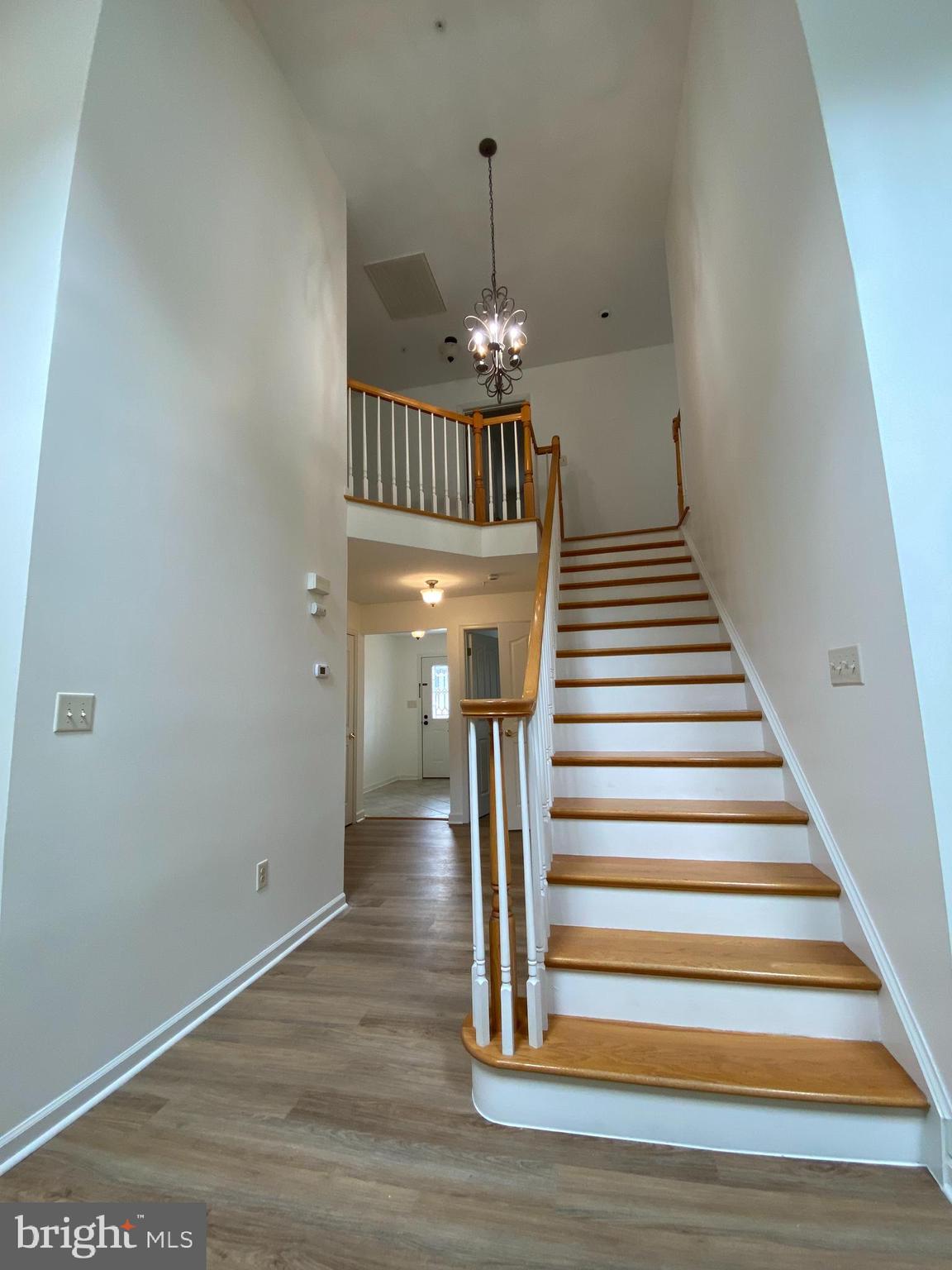 20419 Kings Crest Blvd