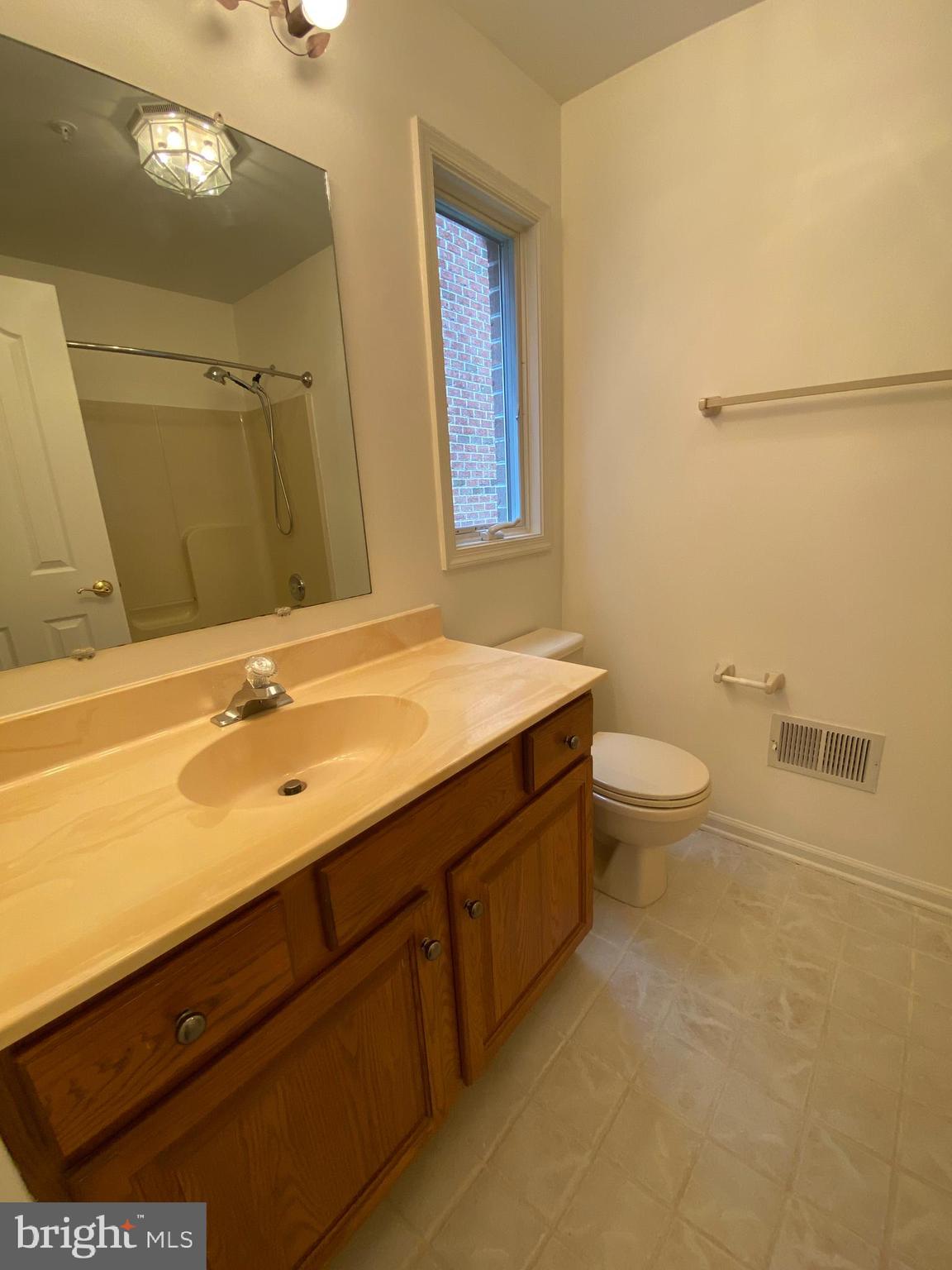 20419 Kings Crest Blvd