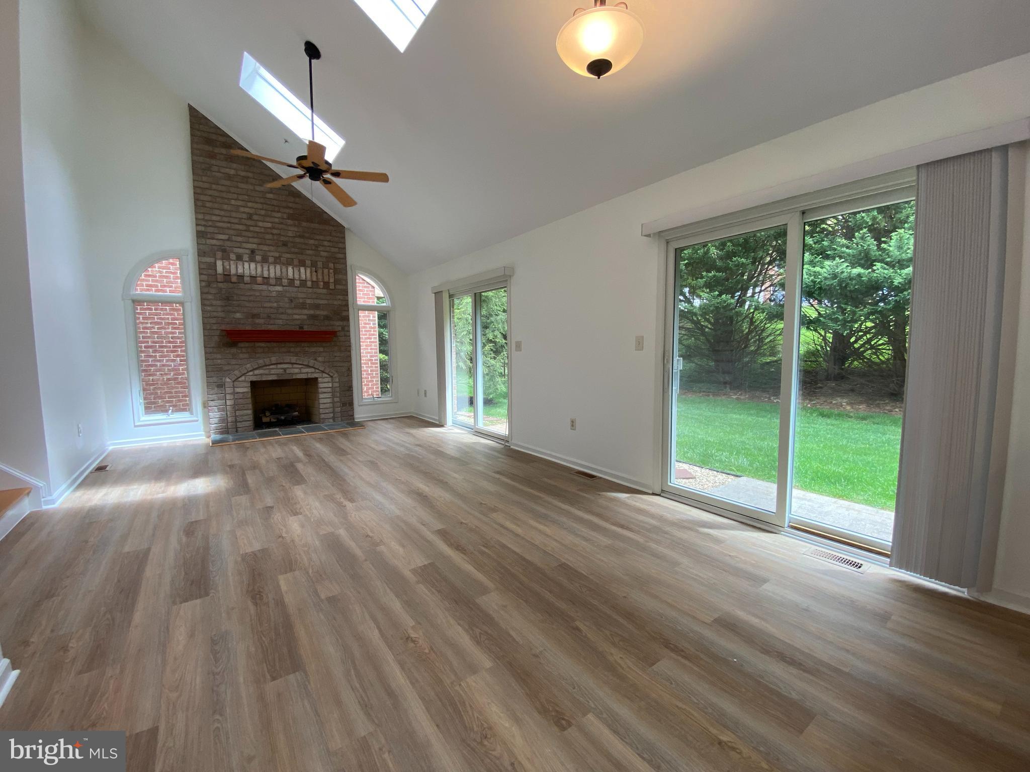 20419 Kings Crest Blvd