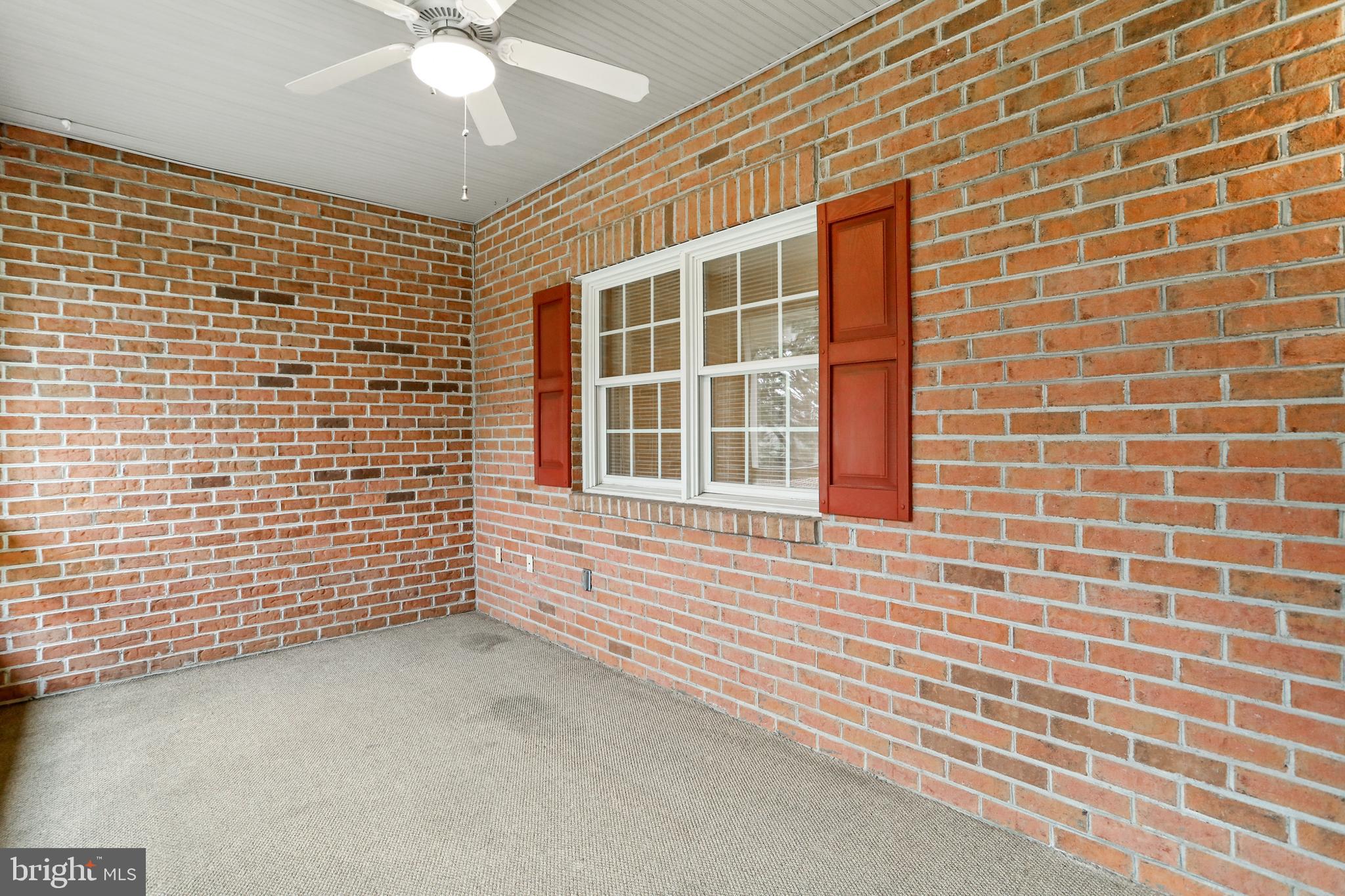 213 SUNBROOK LANE 69