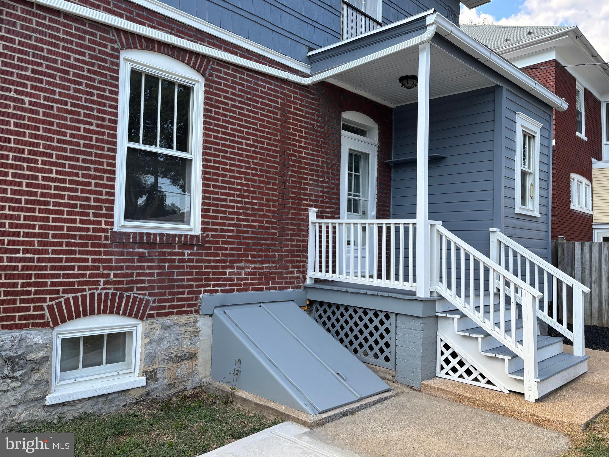 1154 HAMILTON BOULEVARD