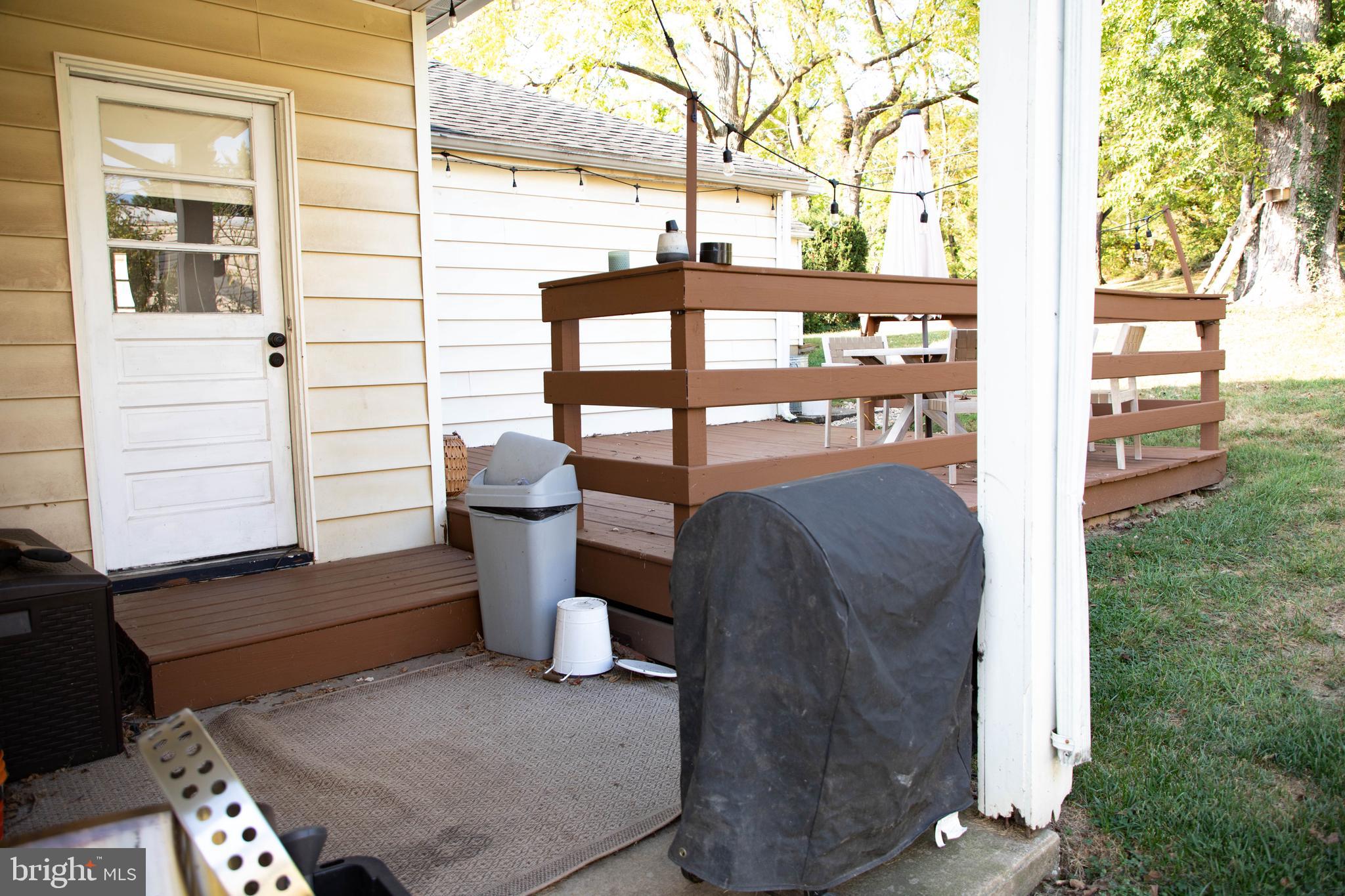 11120 GLENSIDE AVENUE