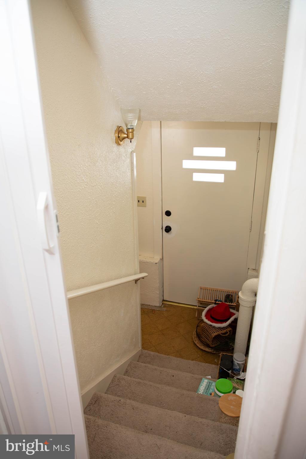 11120 GLENSIDE AVENUE