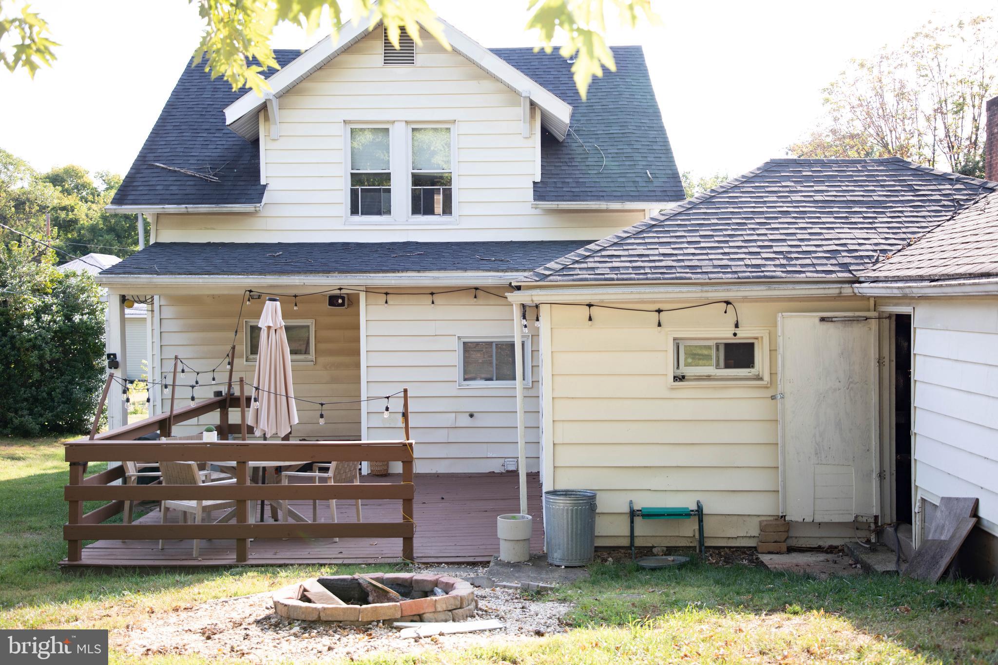 11120 GLENSIDE AVENUE