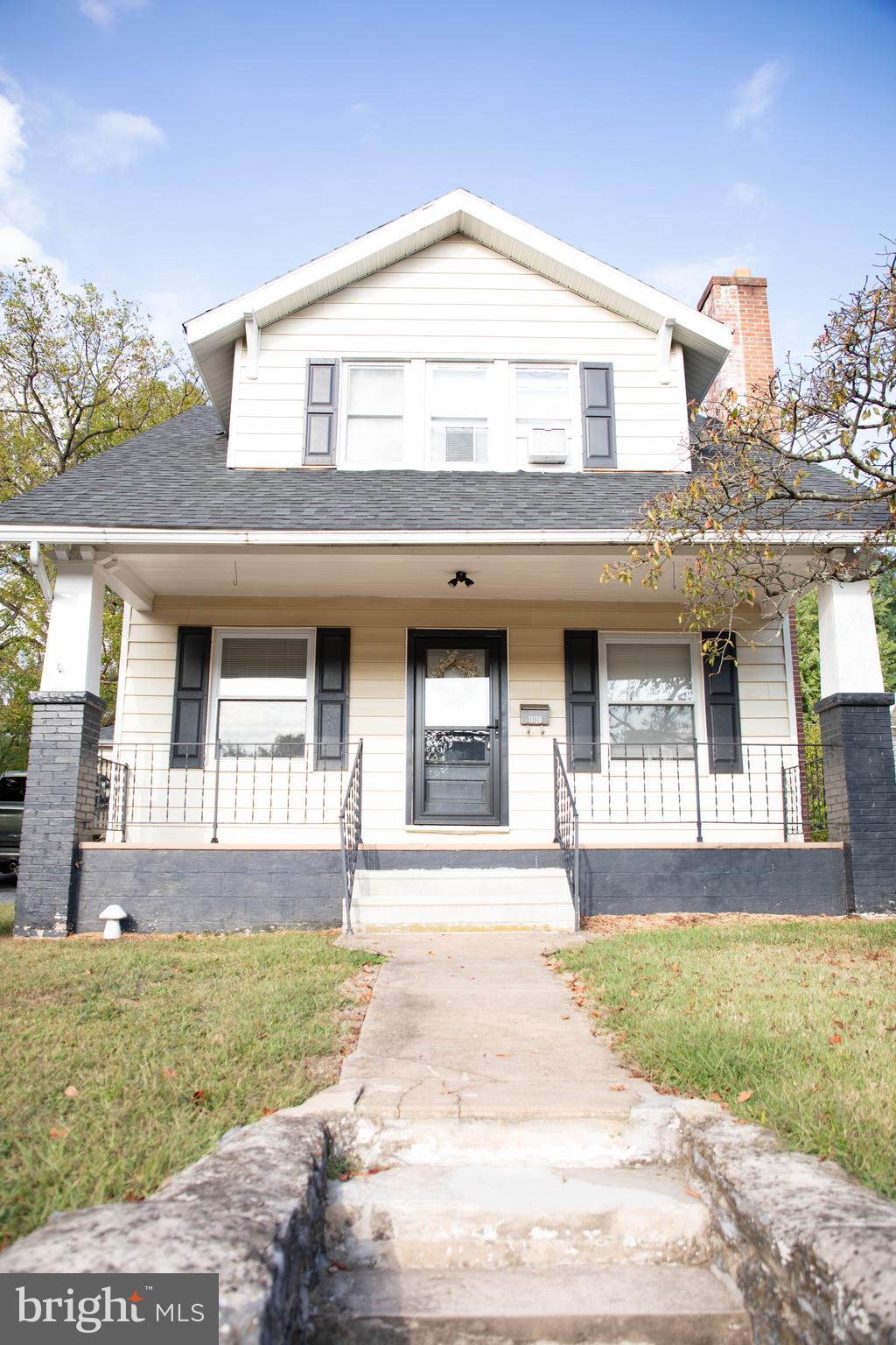 11120 GLENSIDE AVENUE