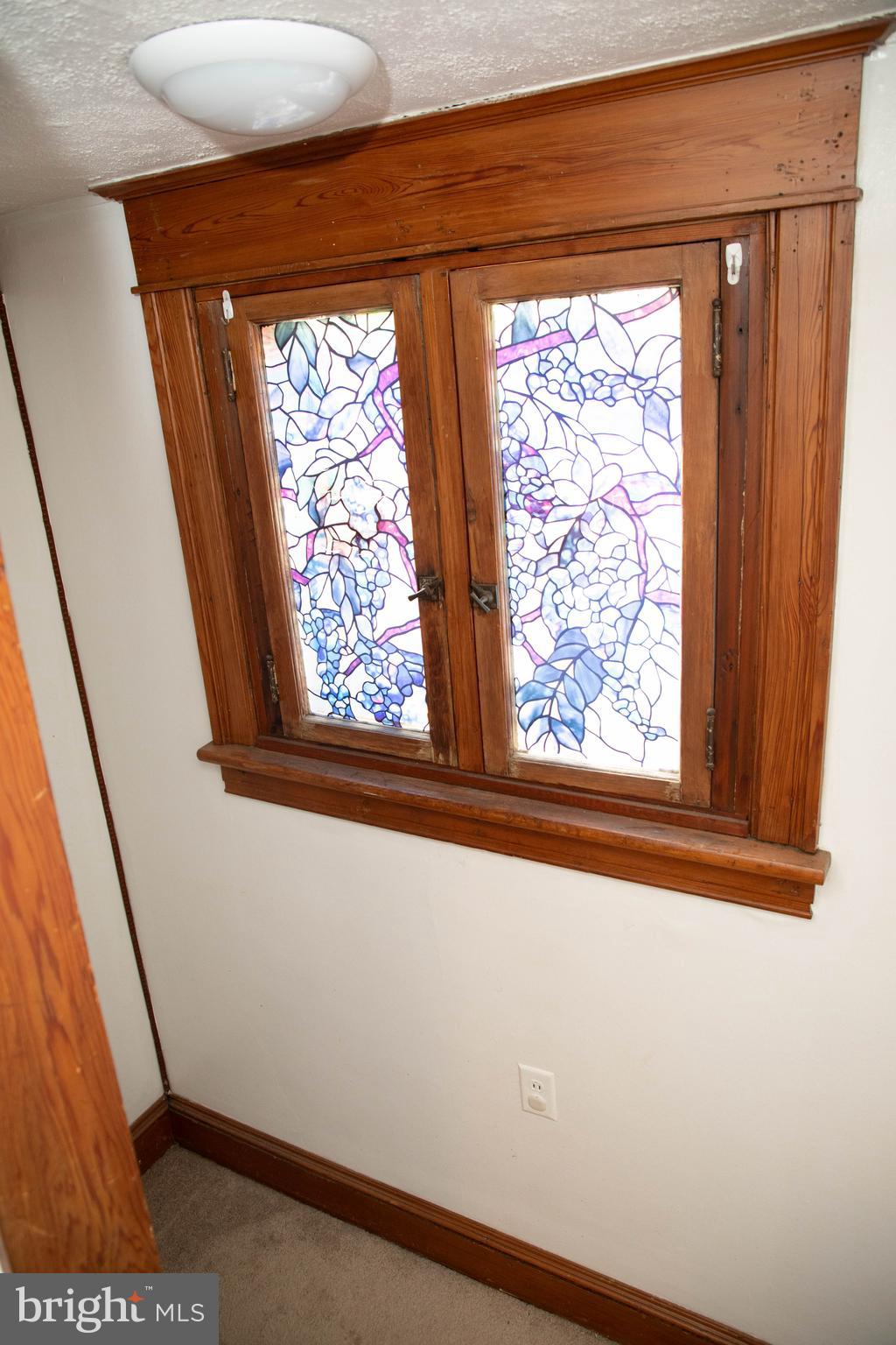 11120 GLENSIDE AVENUE