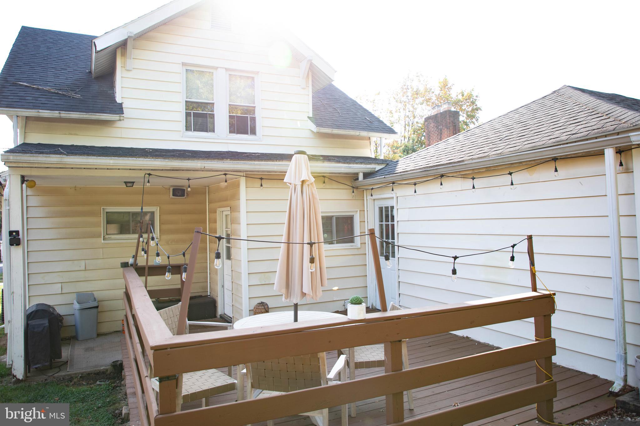 11120 GLENSIDE AVENUE