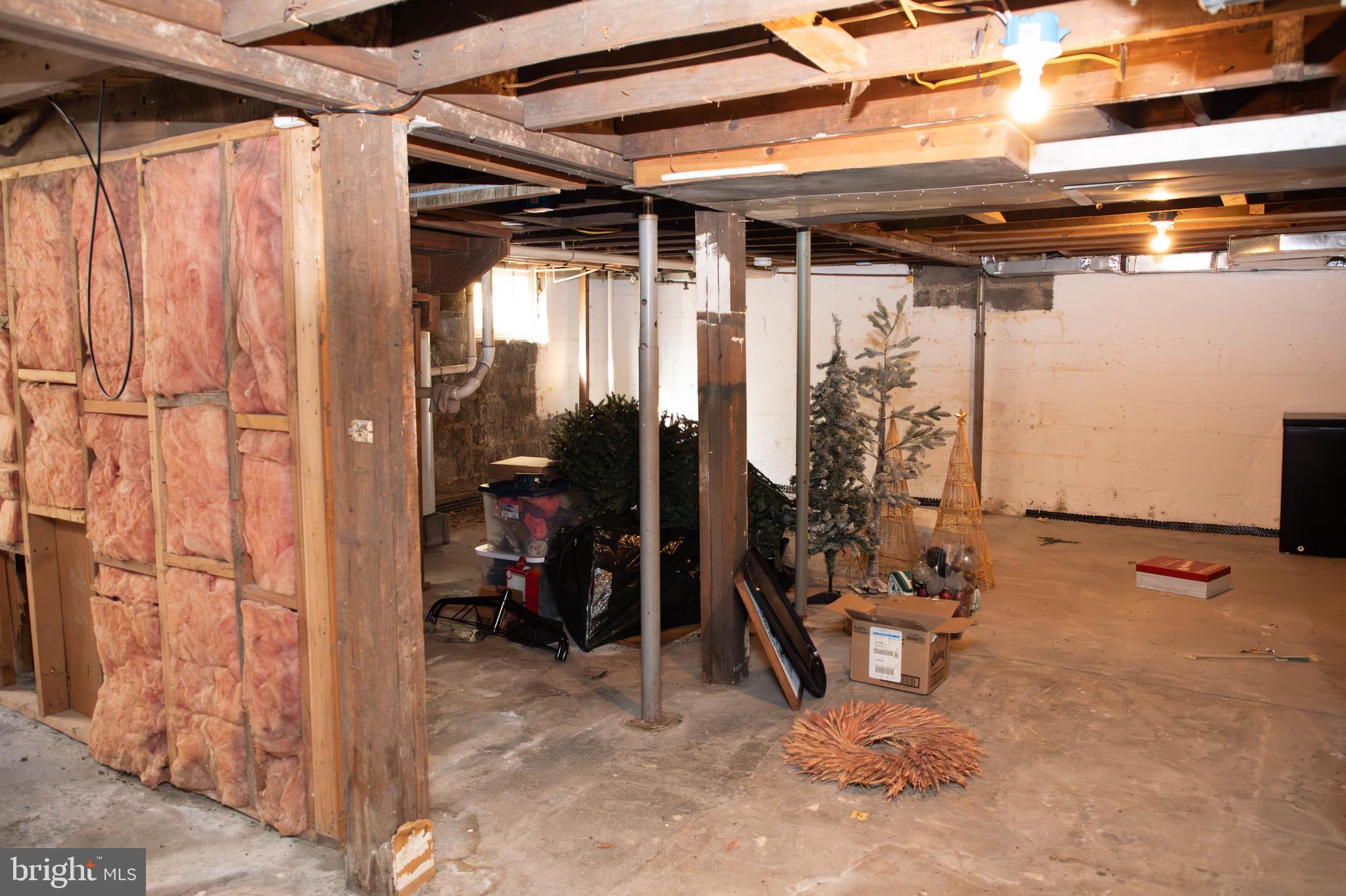 11120 GLENSIDE AVENUE