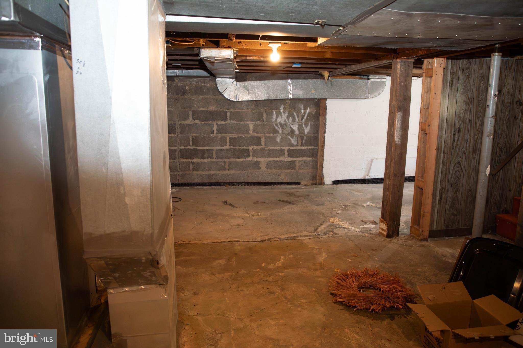 11120 GLENSIDE AVENUE