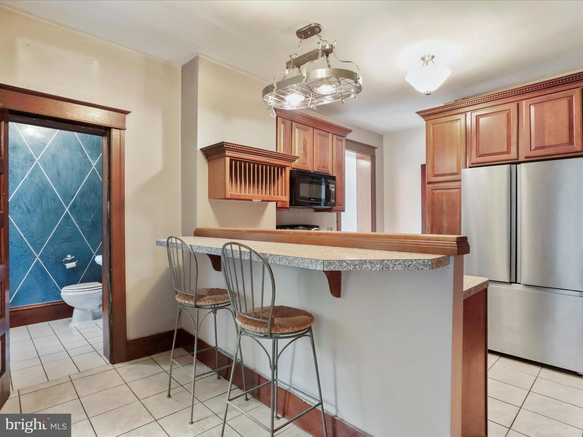 17400 VIRGINIA AVENUE