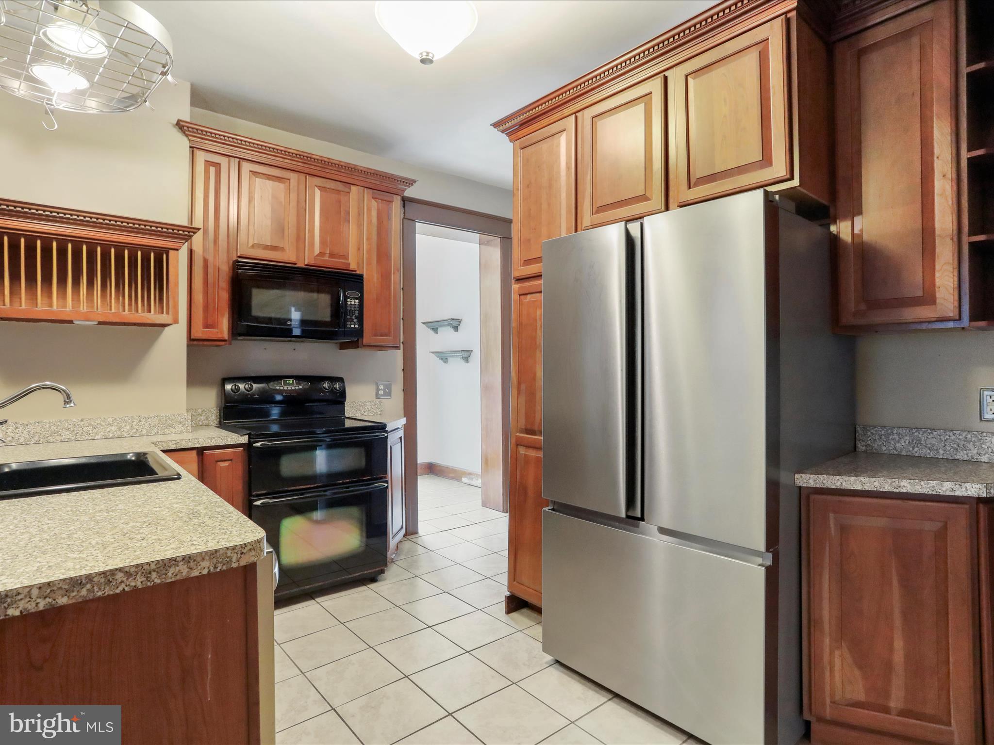 17400 VIRGINIA AVENUE