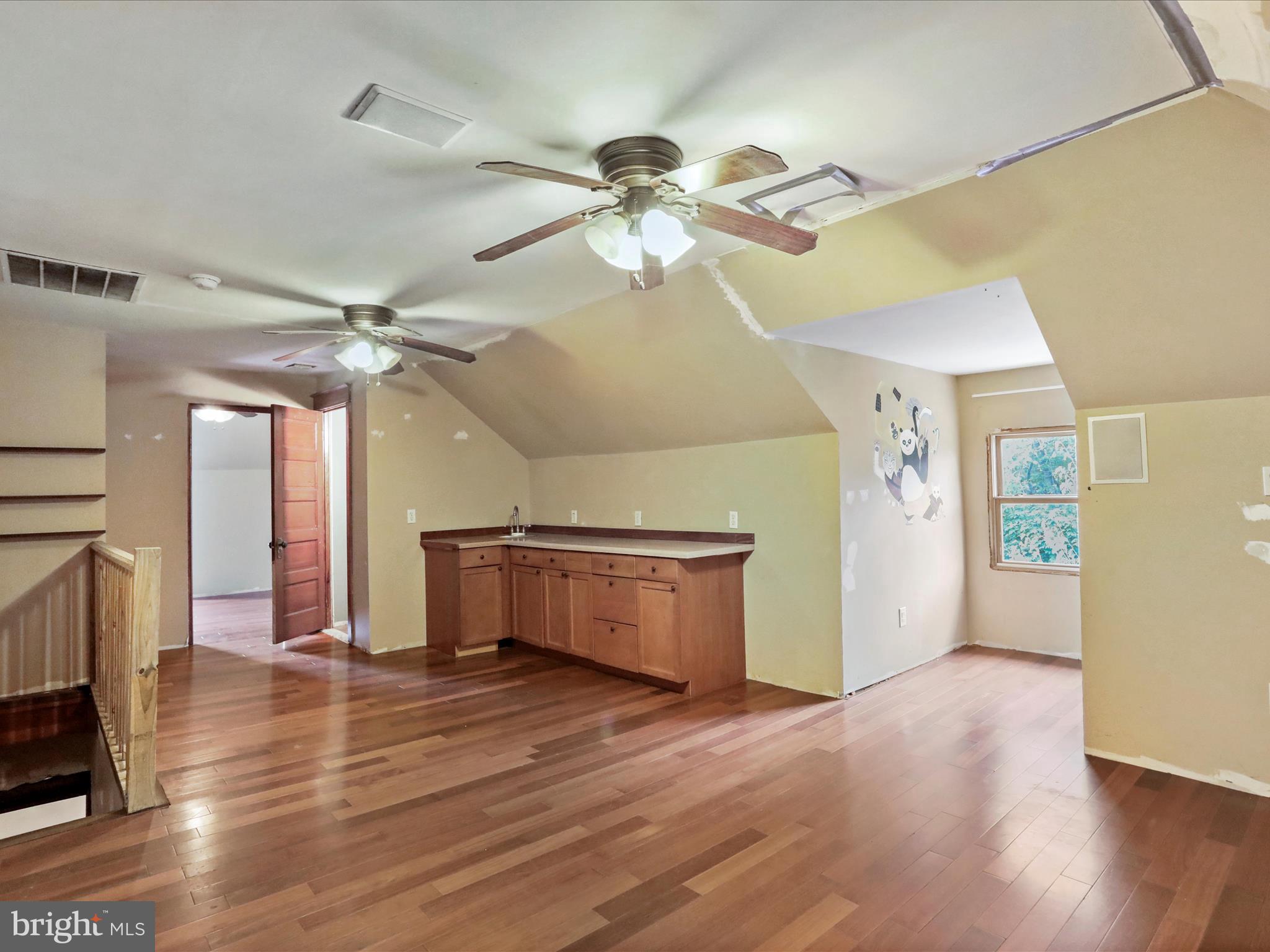 17400 VIRGINIA AVENUE