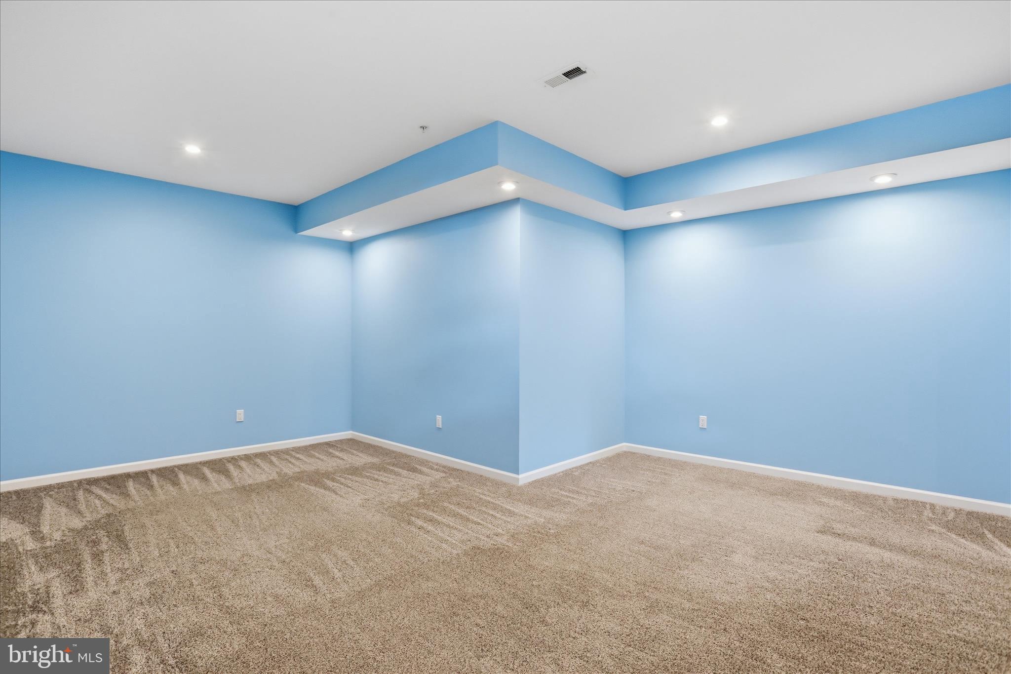12700 WALLACE COURT