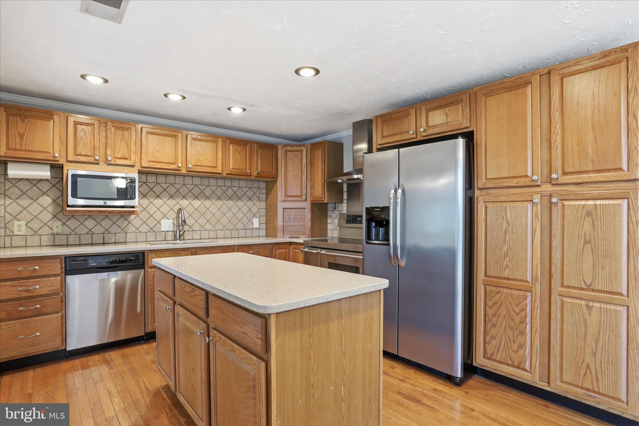 13812 COUNTRYSIDE DRIVE