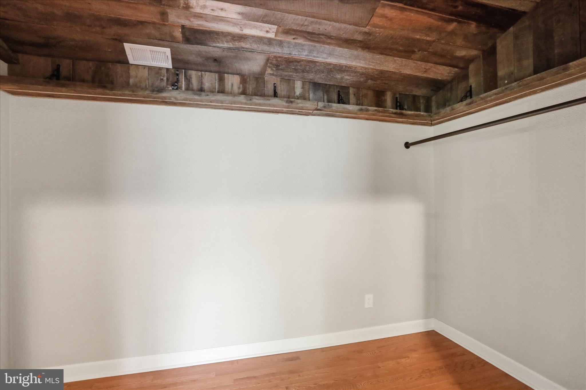 13812 COUNTRYSIDE DRIVE