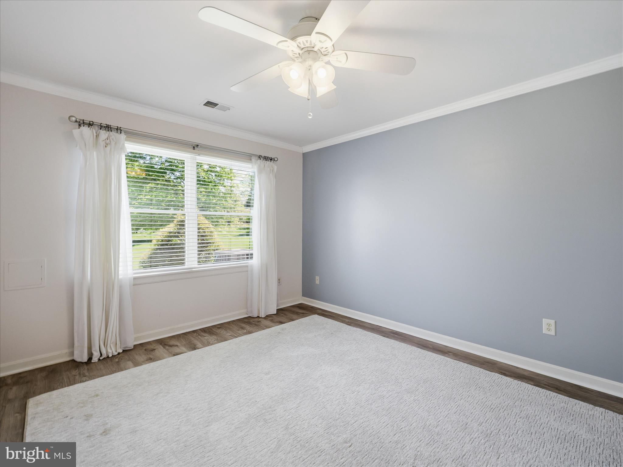 1604 LANGLEY DRIVE