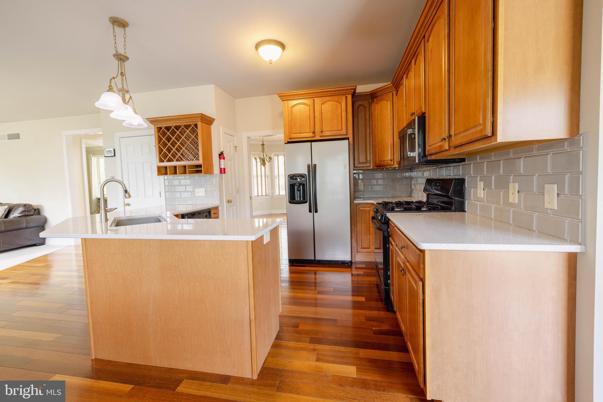 5110 MAPLE LEAF COURT