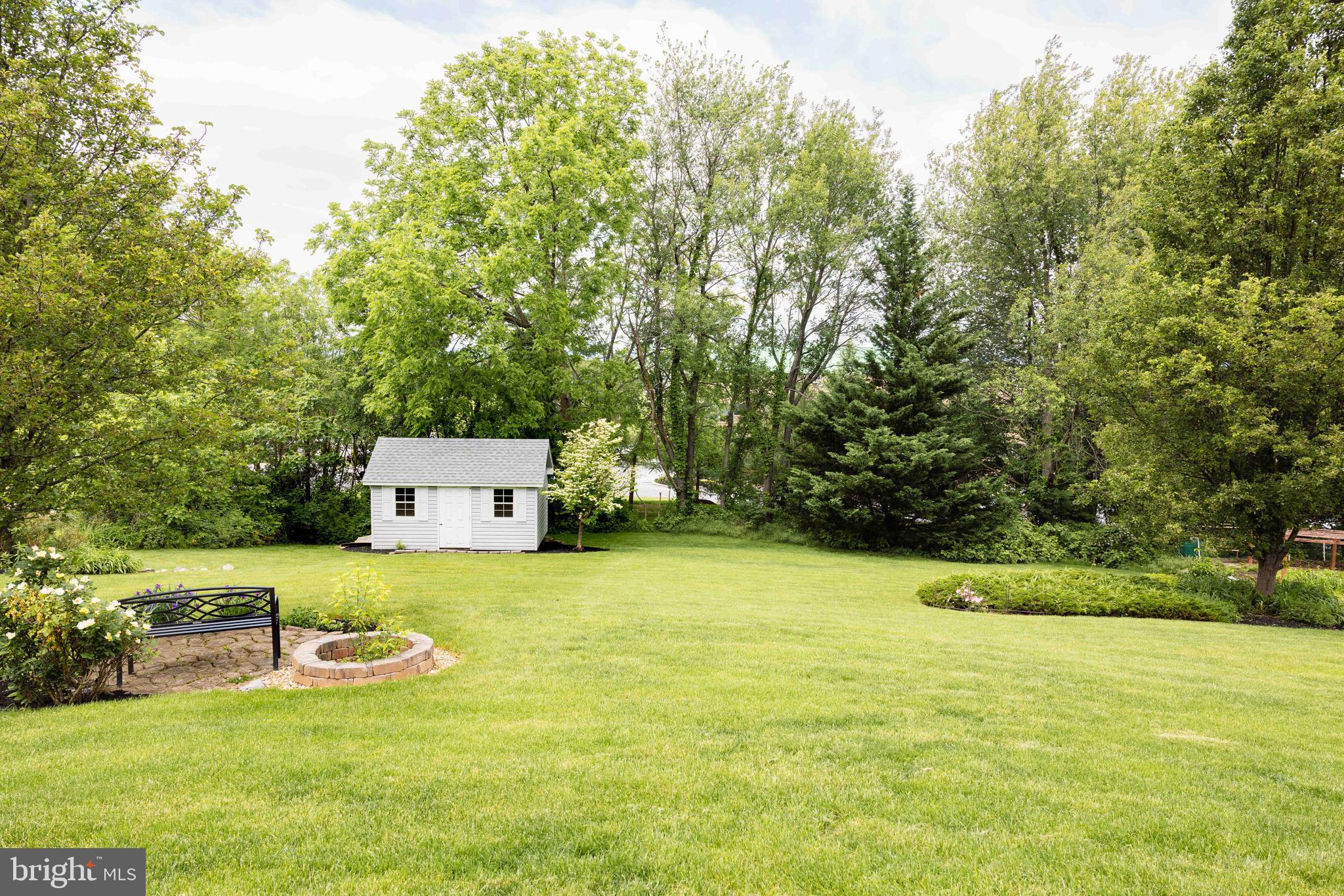 5110 MAPLE LEAF COURT