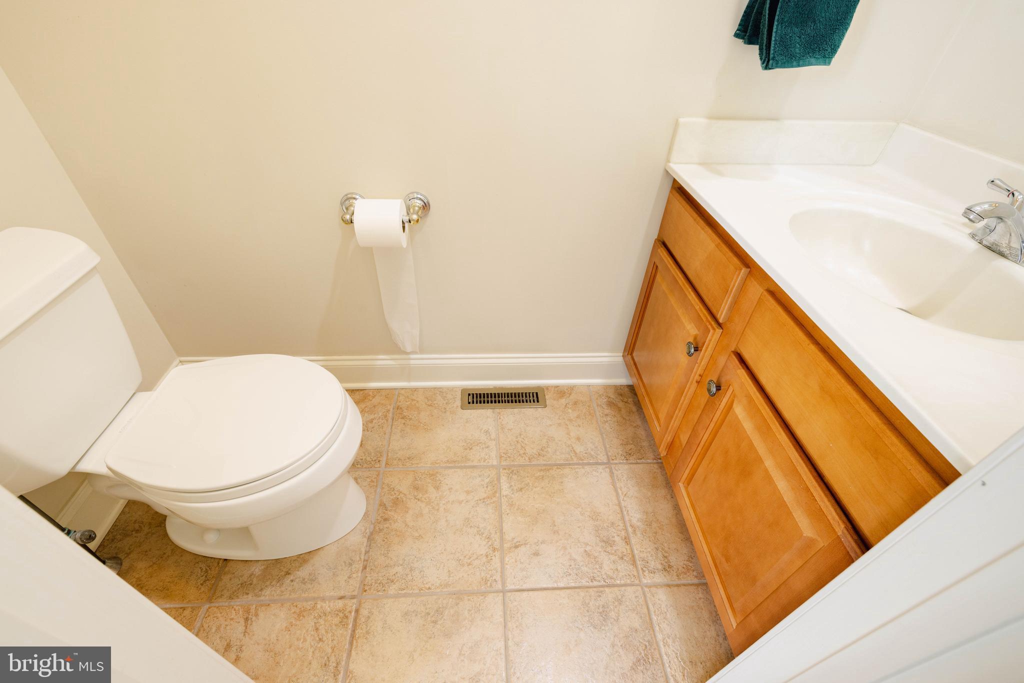 5110 MAPLE LEAF COURT